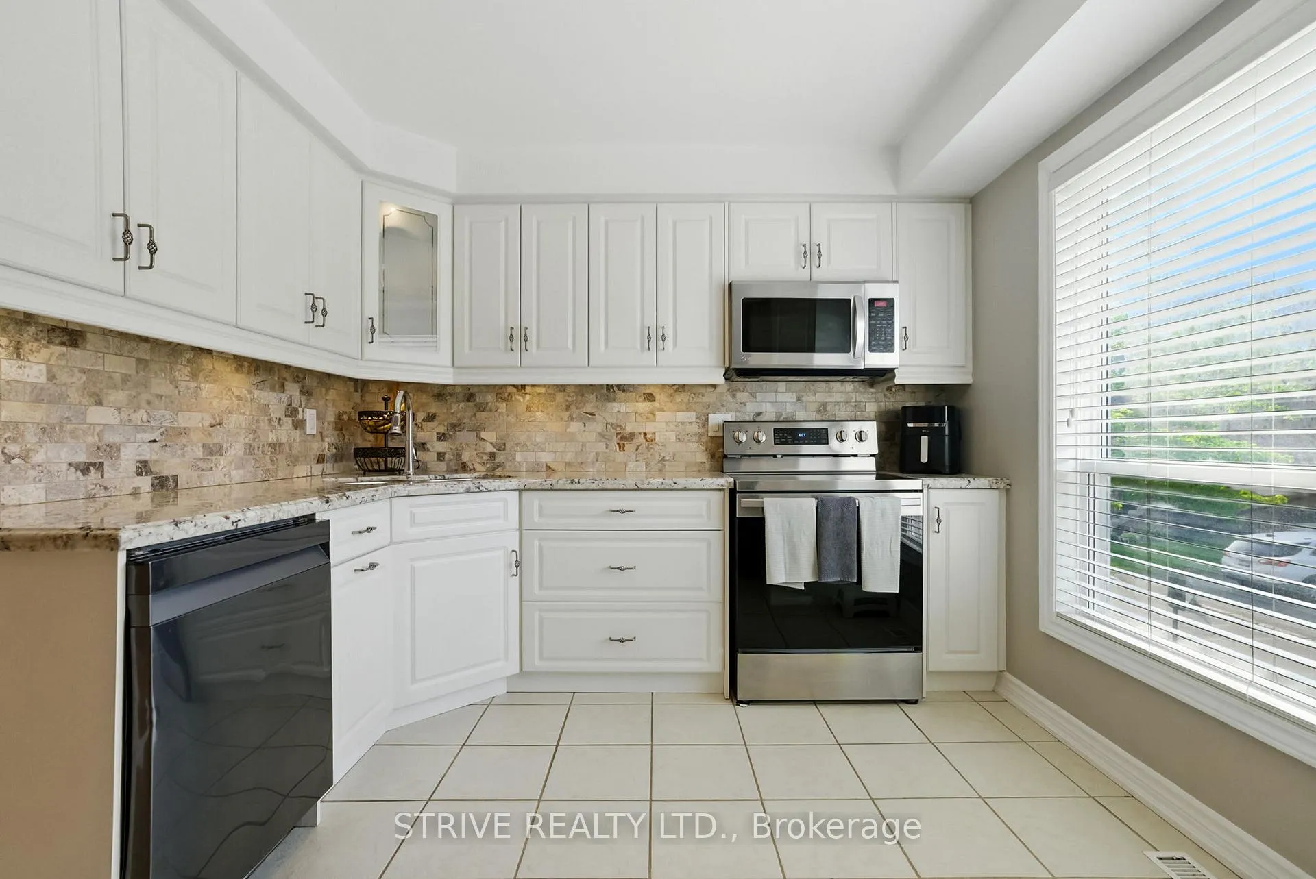 Photo 17 of Unit 45, 222 Pearson Street, Oshawa, O'Neill — HOMEH