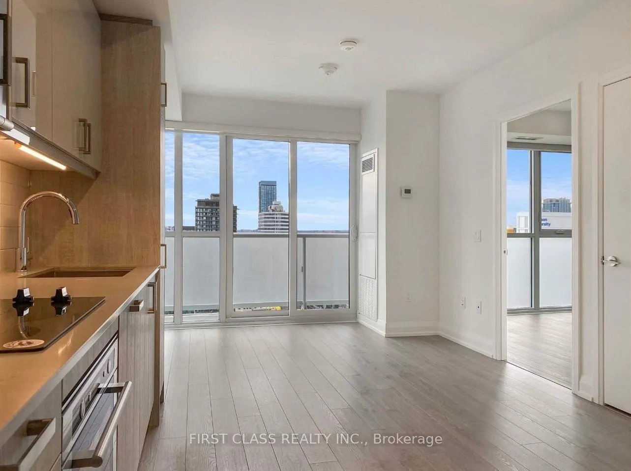 Photo 4 of Unit 3507, 77 Mutual Street, Toronto, Church-Yonge Corridor — HOMEH