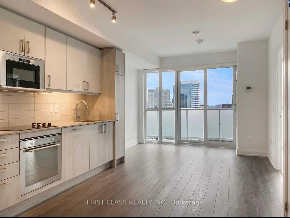 Photo 7 of Unit 3507, 77 Mutual Street, Toronto, Church-Yonge Corridor — HOMEH