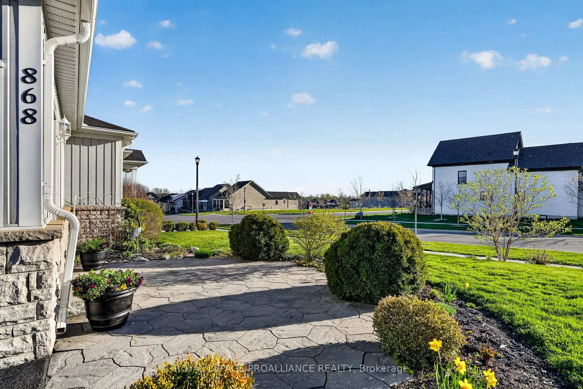Photo 36 of 868 Mcmurdo Drive, Cobourg — HOMEH