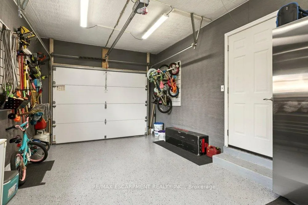 Photo 23 of 33 Via Dell Monte Street, St. Catharines, Burleigh Hill — HOMEH