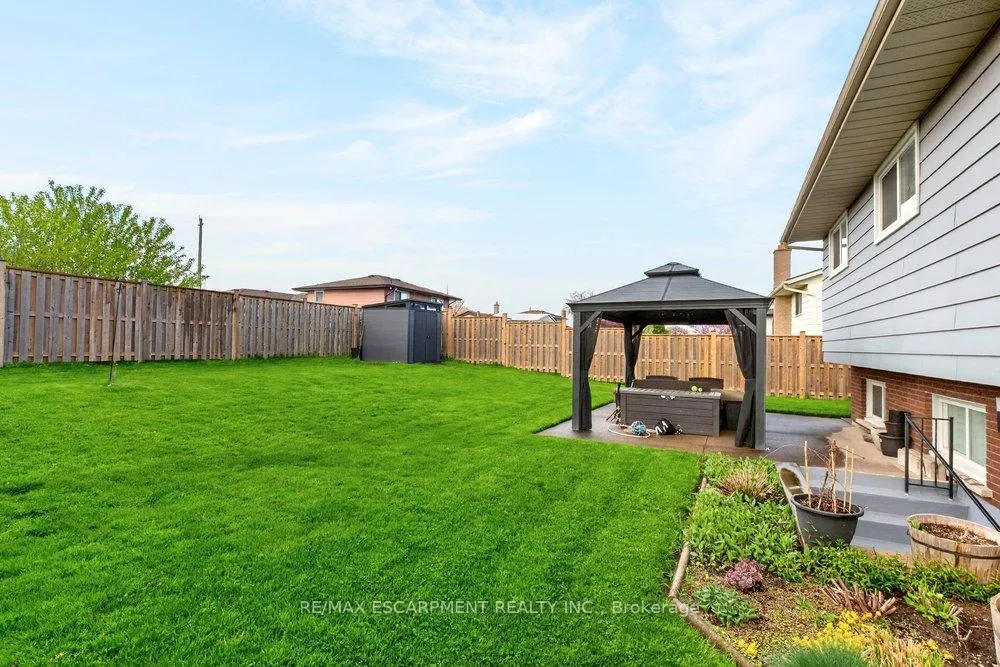 Photo 26 of 33 Via Dell Monte Street, St. Catharines, Burleigh Hill — HOMEH