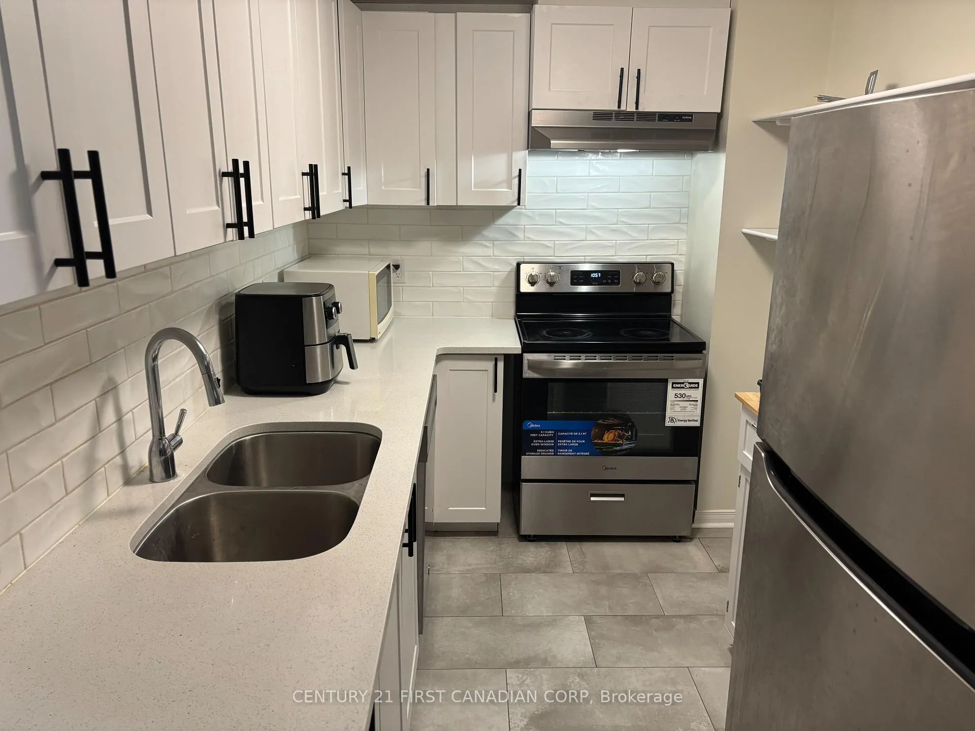 Photo 9 of Unit Lower level, 86 Loggers Grove, London, East P — HOMEH