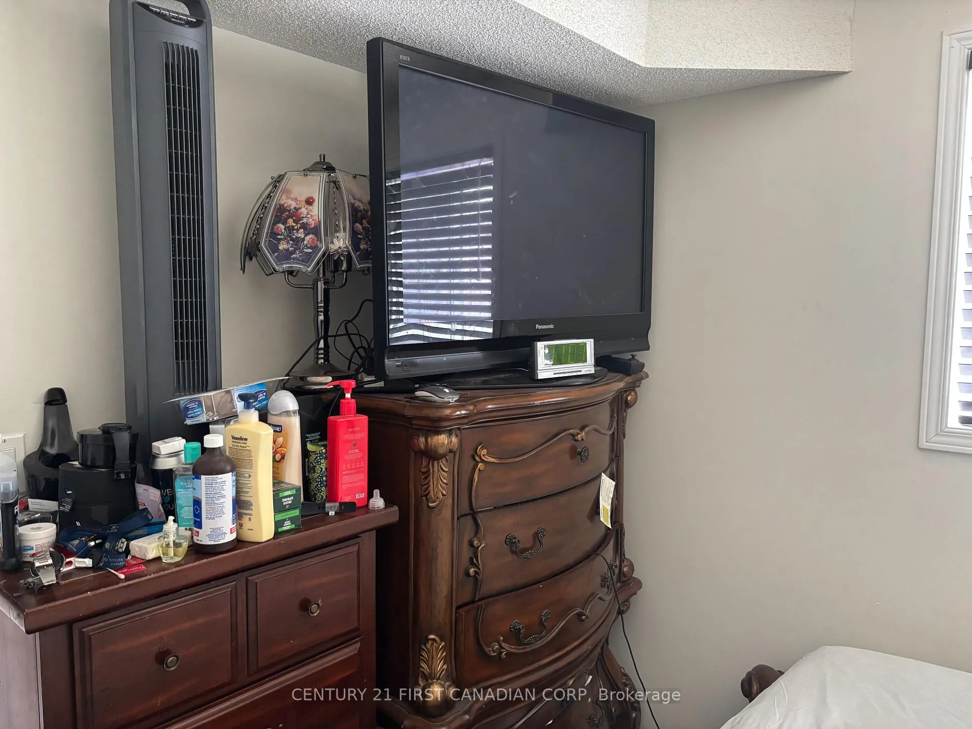 Photo 17 of Unit Lower level, 86 Loggers Grove, London, East P — HOMEH