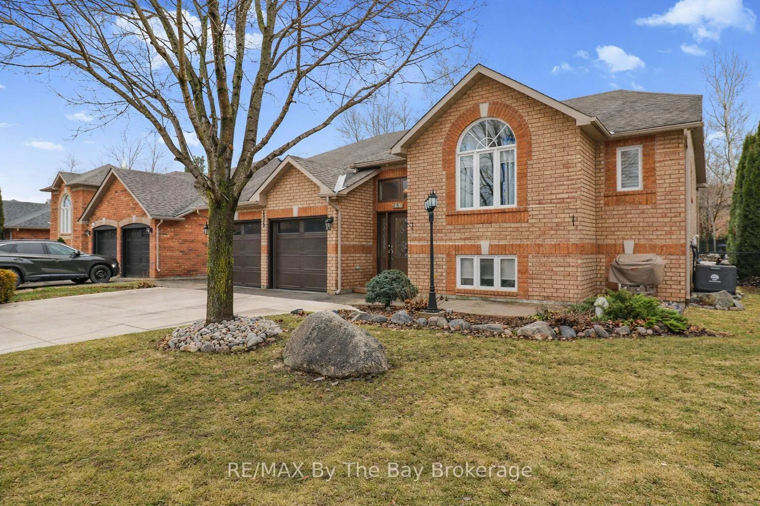Photo 6 of 435 Ramblewood Drive, Wasaga Beach — HOMEH