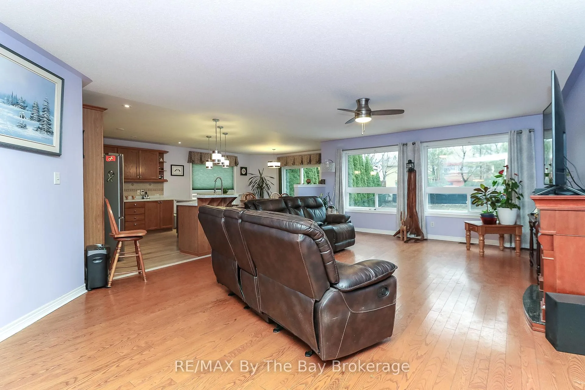 Photo 9 of 435 Ramblewood Drive, Wasaga Beach — HOMEH