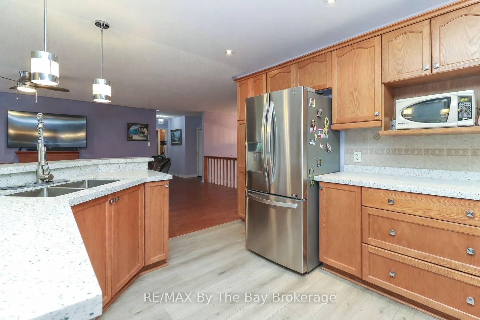 Photo 13 of 435 Ramblewood Drive, Wasaga Beach — HOMEH