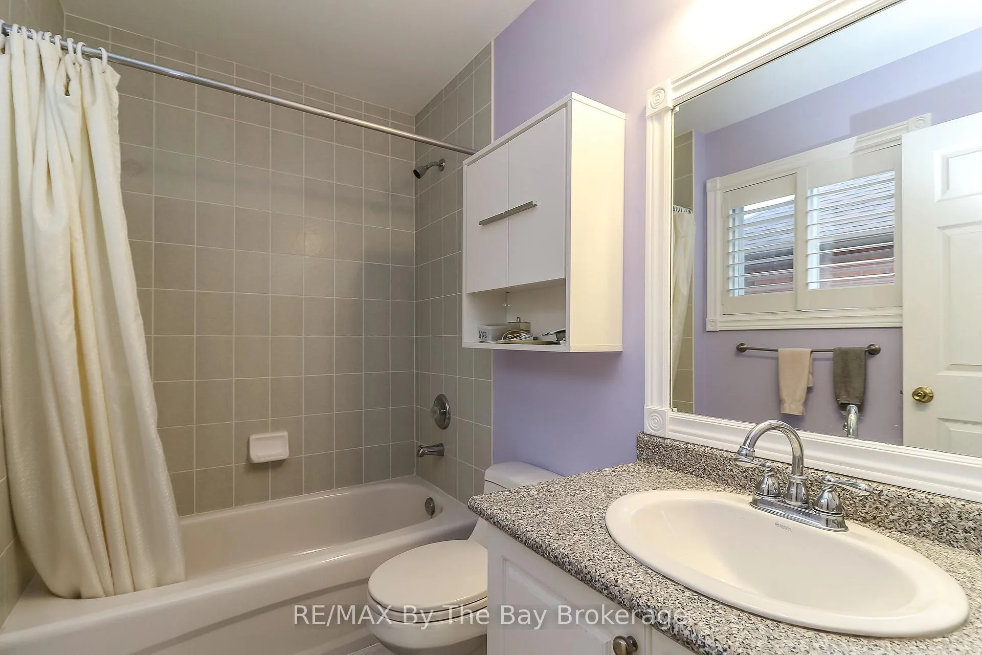 Photo 20 of 435 Ramblewood Drive, Wasaga Beach — HOMEH