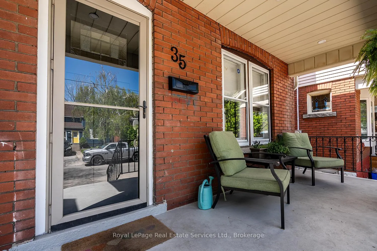 Photo 2 of 35 Park Row N, Hamilton, Crown Point — HOMEH