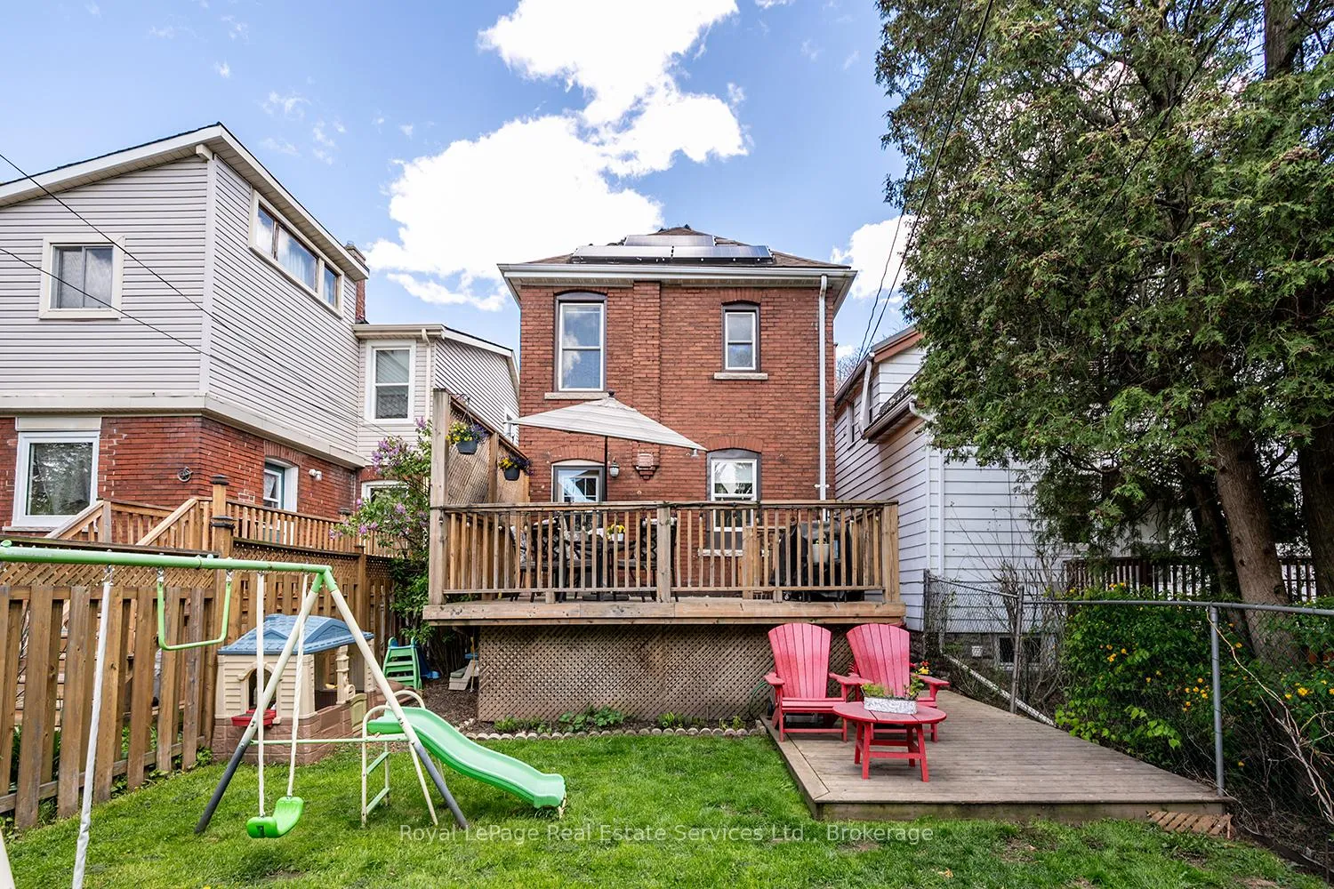 Photo 37 of 35 Park Row N, Hamilton, Crown Point — HOMEH