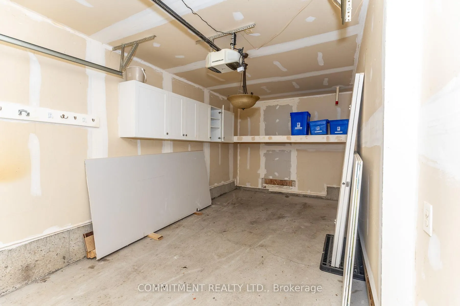 Photo 15 of 138 Barnham Street, Ajax, Central East — HOMEH
