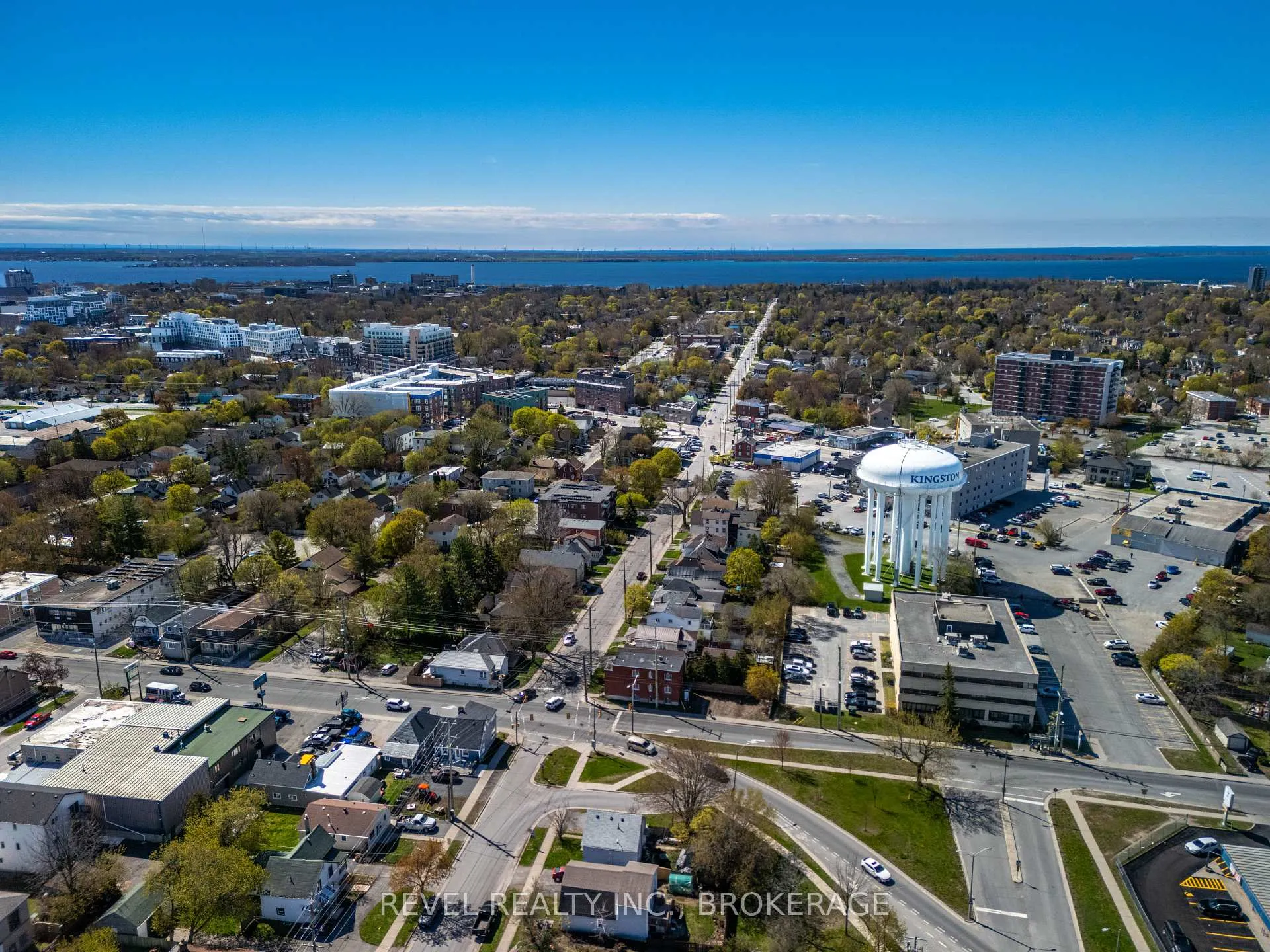 Photo 15 of 546 Macdonnell Street, Kingston, East of Sir John A. Blvd — HOMEH