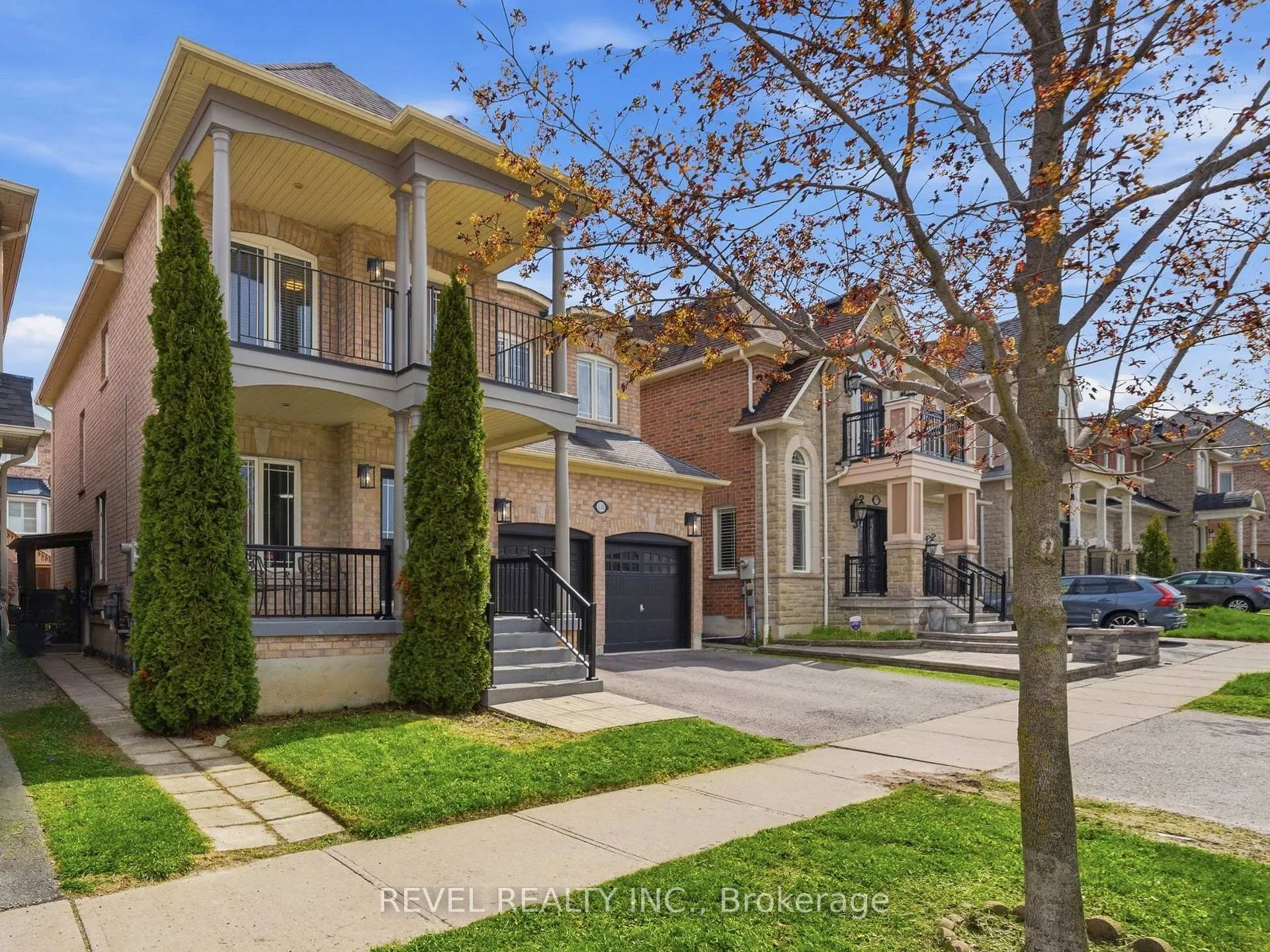 Photo 2 of 131 Rushworth Drive, Ajax, Northeast Ajax — HOMEH