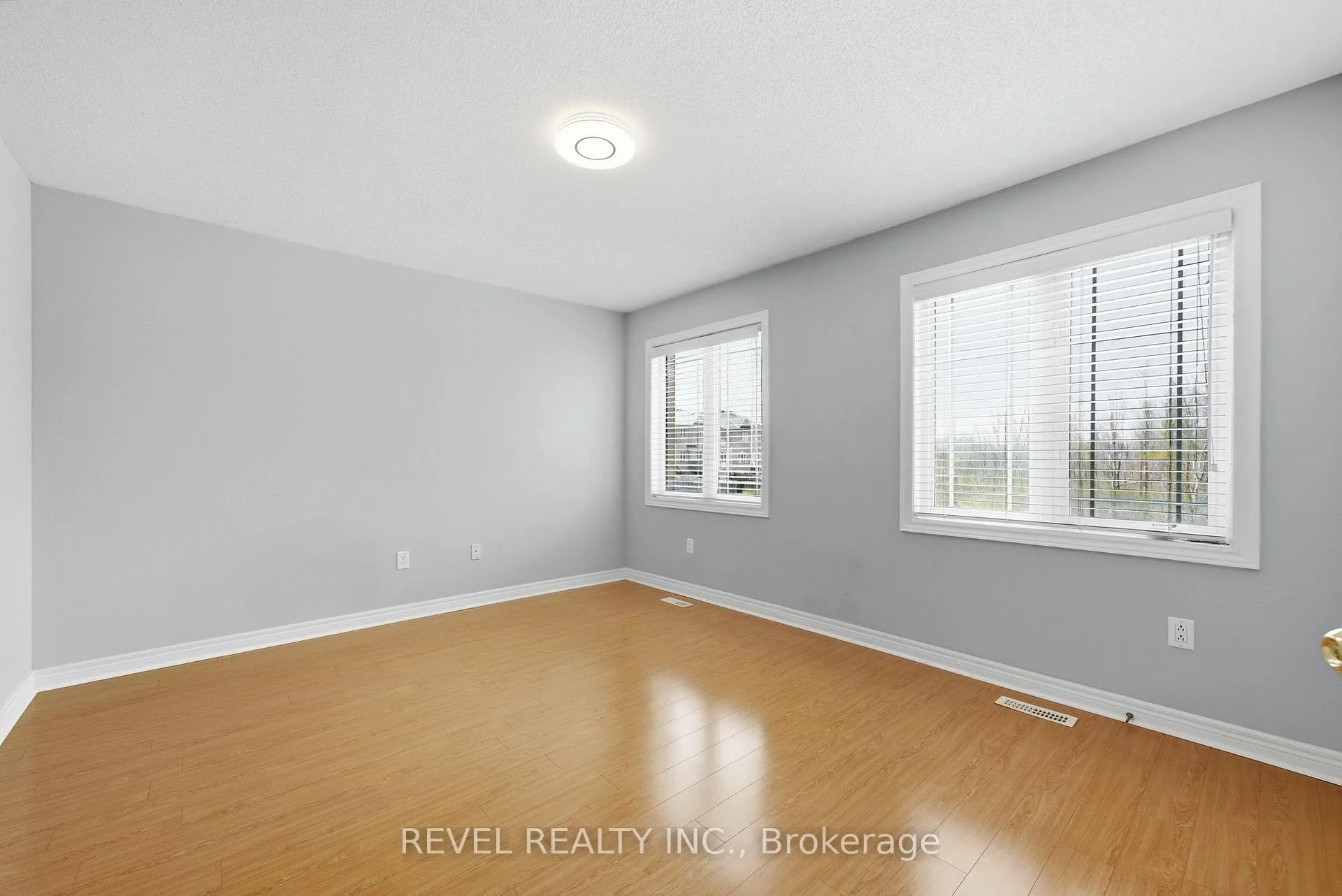 Photo 31 of 131 Rushworth Drive, Ajax, Northeast Ajax — HOMEH