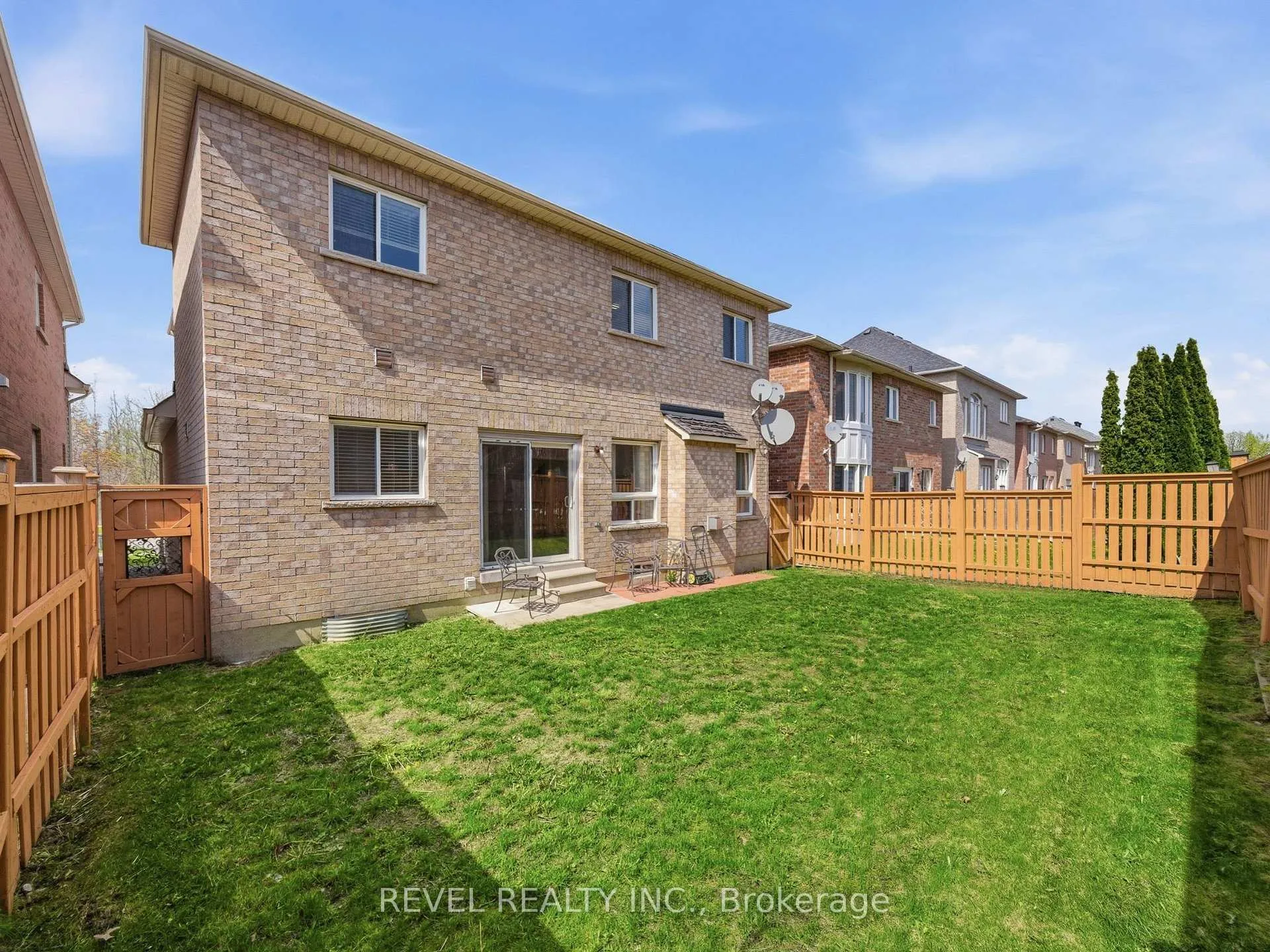 Photo 39 of 131 Rushworth Drive, Ajax, Northeast Ajax — HOMEH
