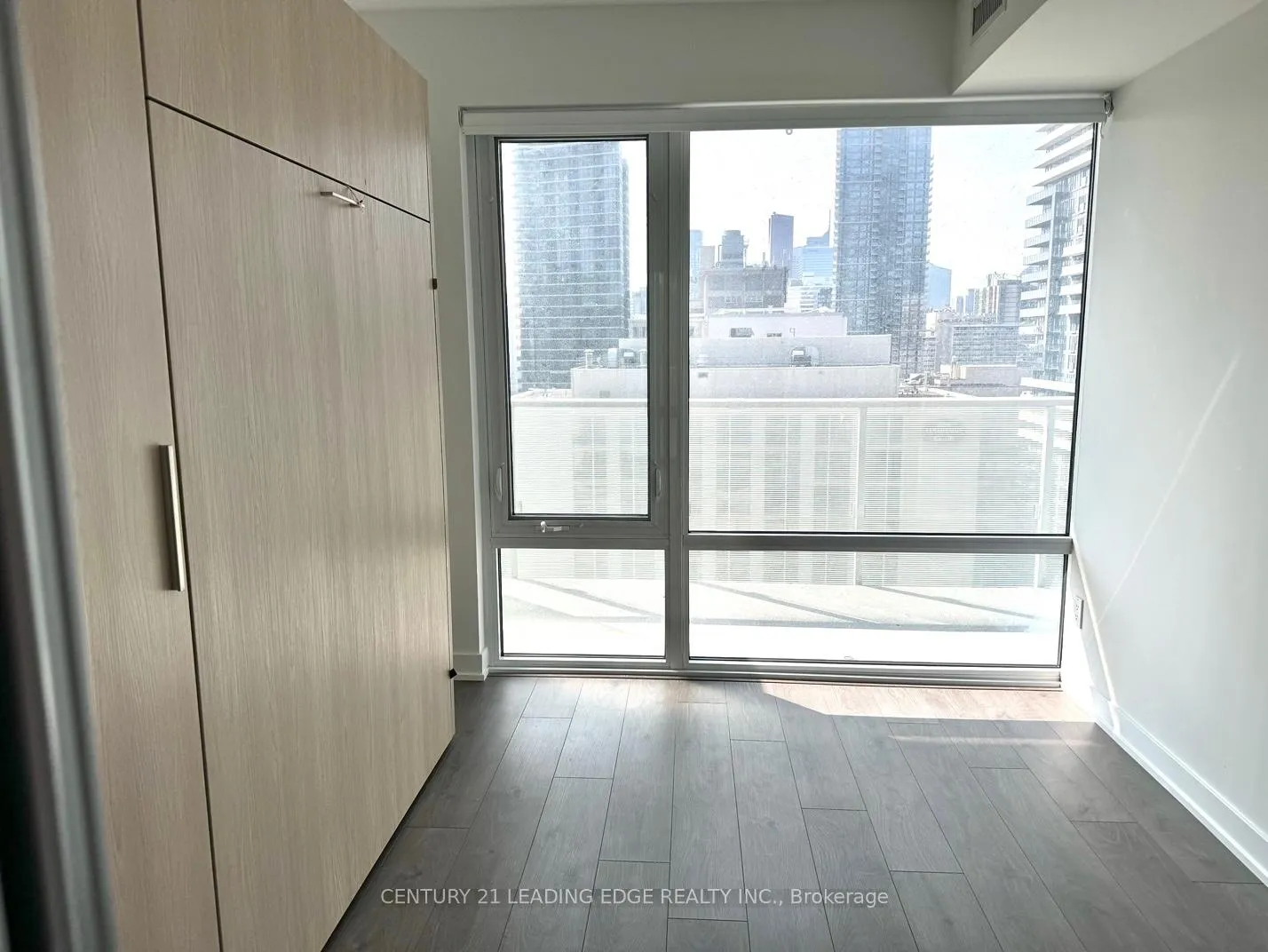 Photo 4 of Unit 1610, 501 Yonge Street, Toronto, Church-Yonge Corridor — HOMEH