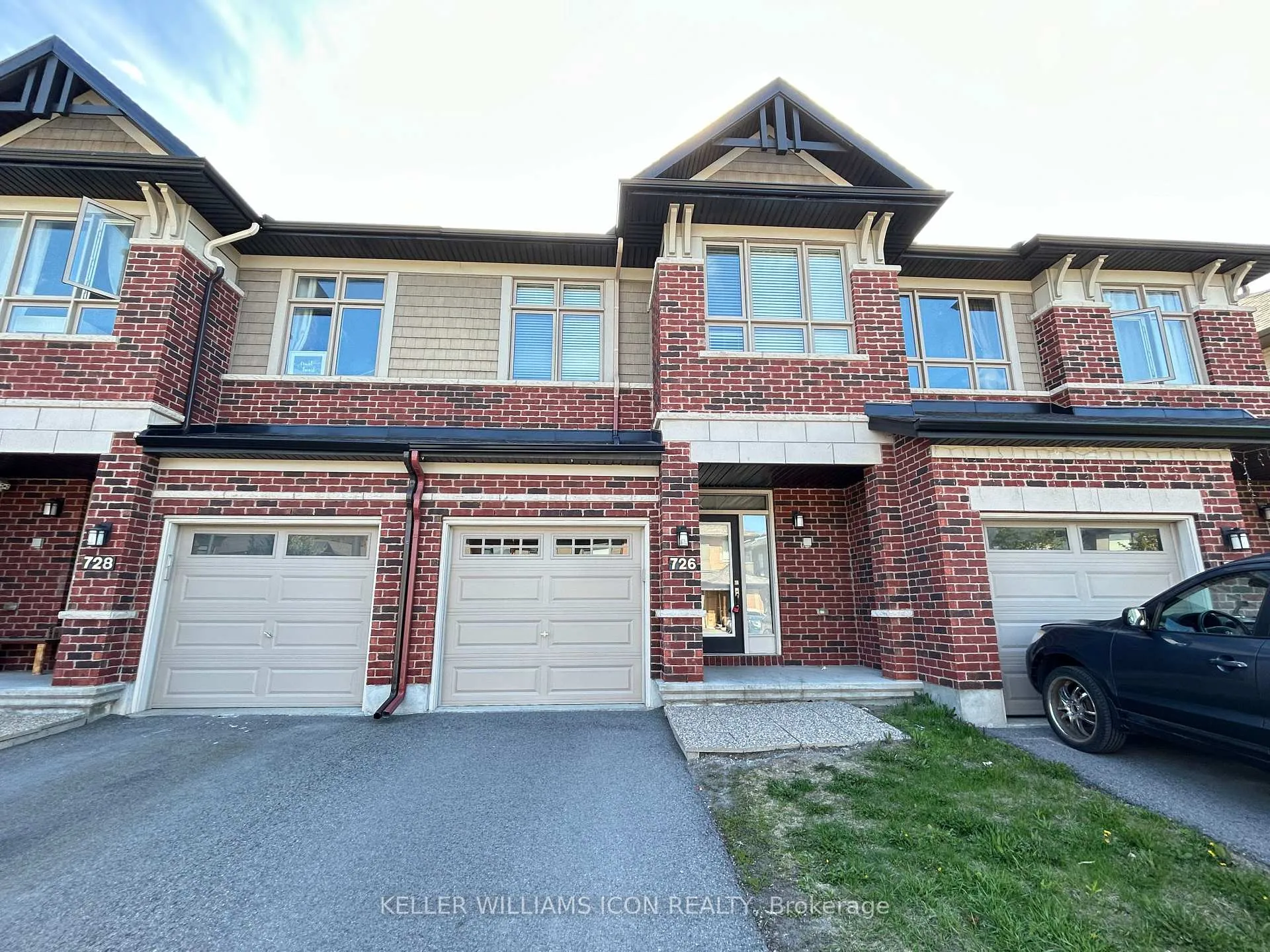 Photo 1 of 726 Guardian Grove, Ottawa, Riverside South/Gloucester Glen — HOMEH