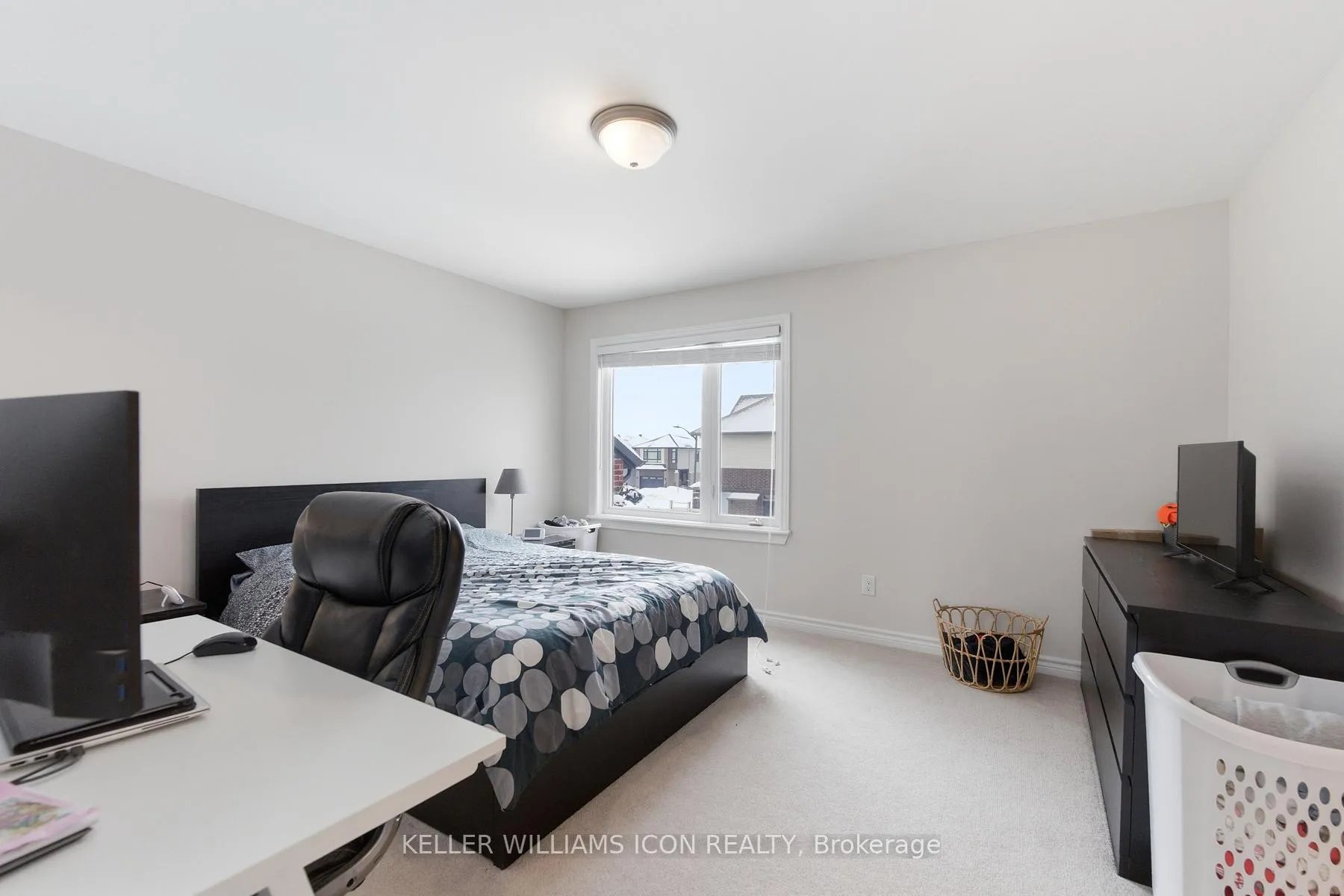 Photo 10 of 726 Guardian Grove, Ottawa, Riverside South/Gloucester Glen — HOMEH