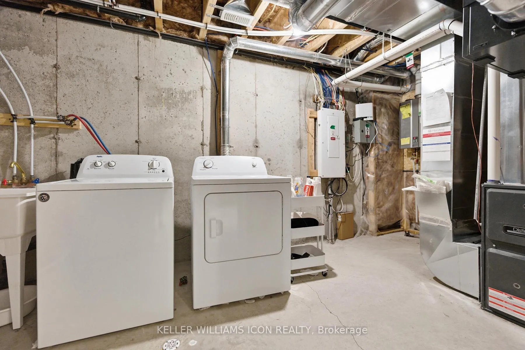 Photo 18 of 726 Guardian Grove, Ottawa, Riverside South/Gloucester Glen — HOMEH