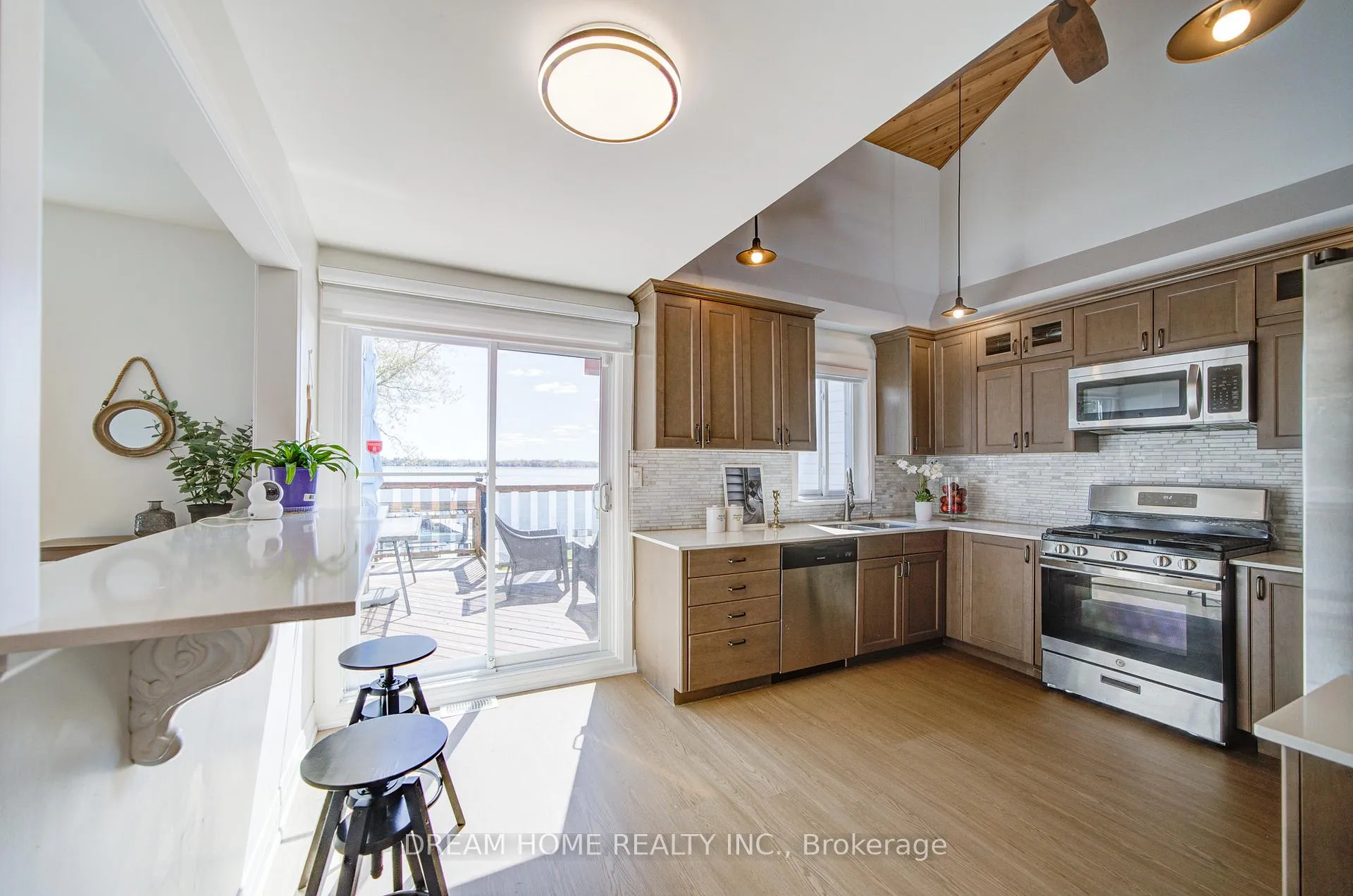 Photo 12 of 339 Carnegie Beach Road, Scugog, Rural Scugog — HOMEH