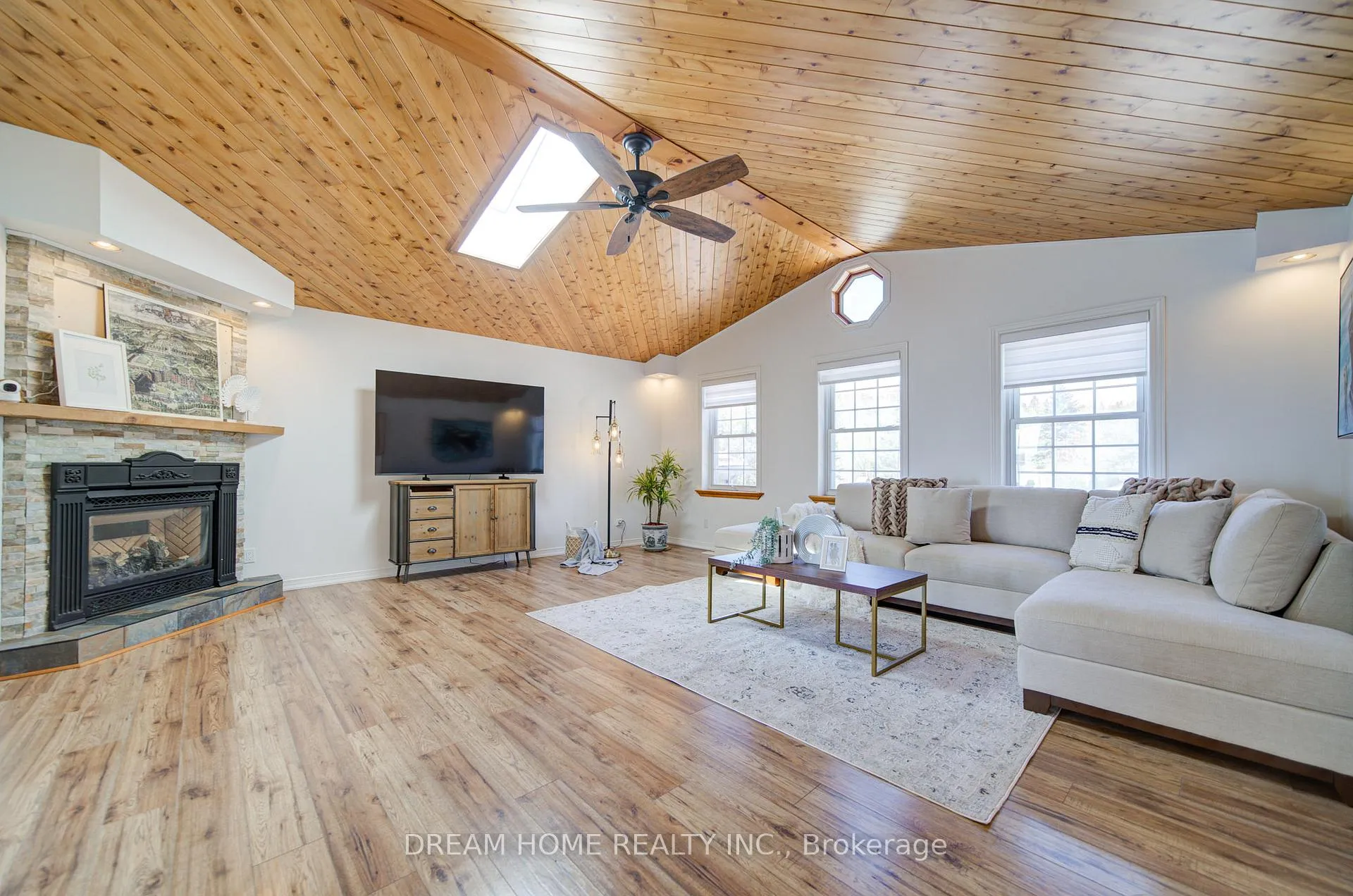 Photo 22 of 339 Carnegie Beach Road, Scugog, Rural Scugog — HOMEH