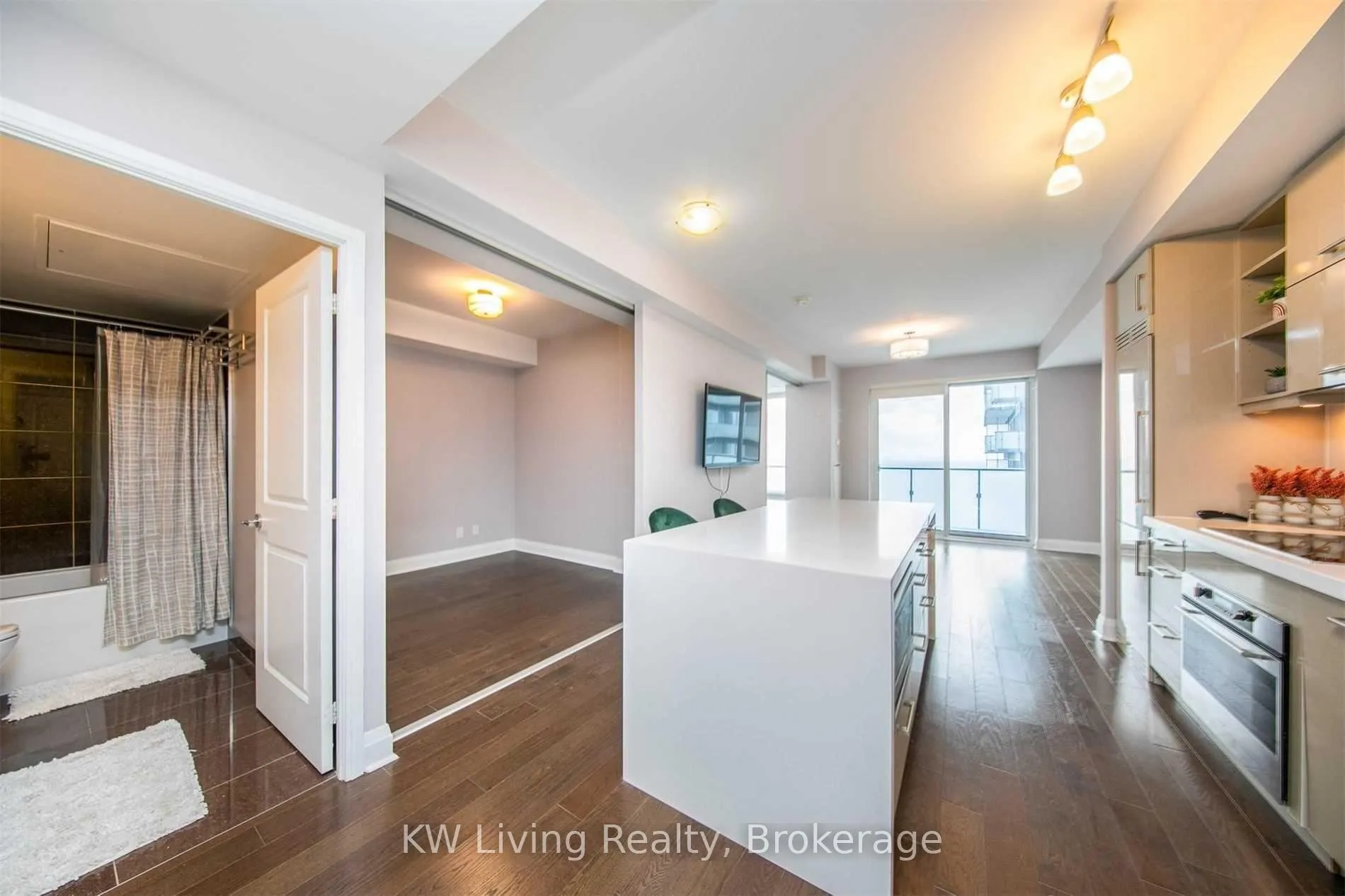 Photo 2 of Unit 4306, 1080 Bay Street, Toronto, Bay Street Corridor — HOMEH