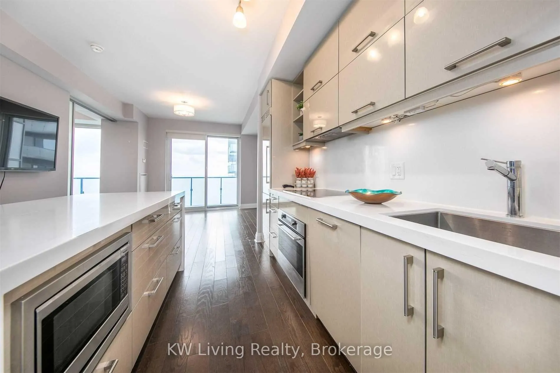Photo 7 of Unit 4306, 1080 Bay Street, Toronto, Bay Street Corridor — HOMEH