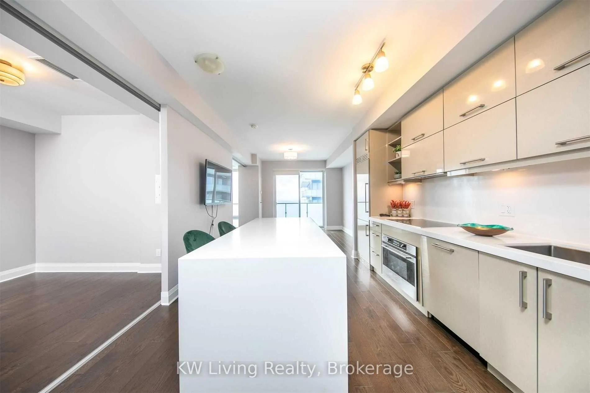 Photo 9 of Unit 4306, 1080 Bay Street, Toronto, Bay Street Corridor — HOMEH