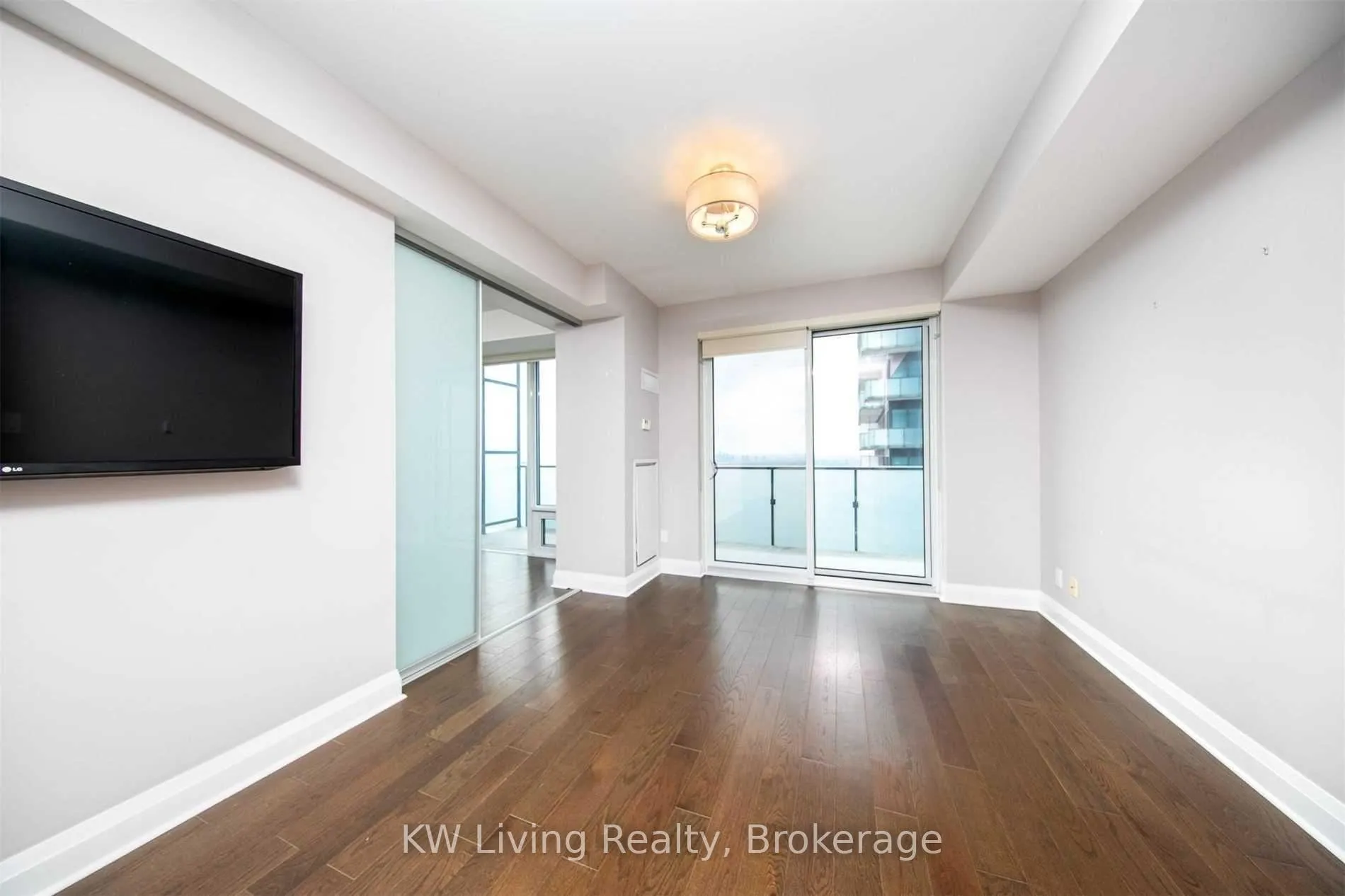 Photo 14 of Unit 4306, 1080 Bay Street, Toronto, Bay Street Corridor — HOMEH