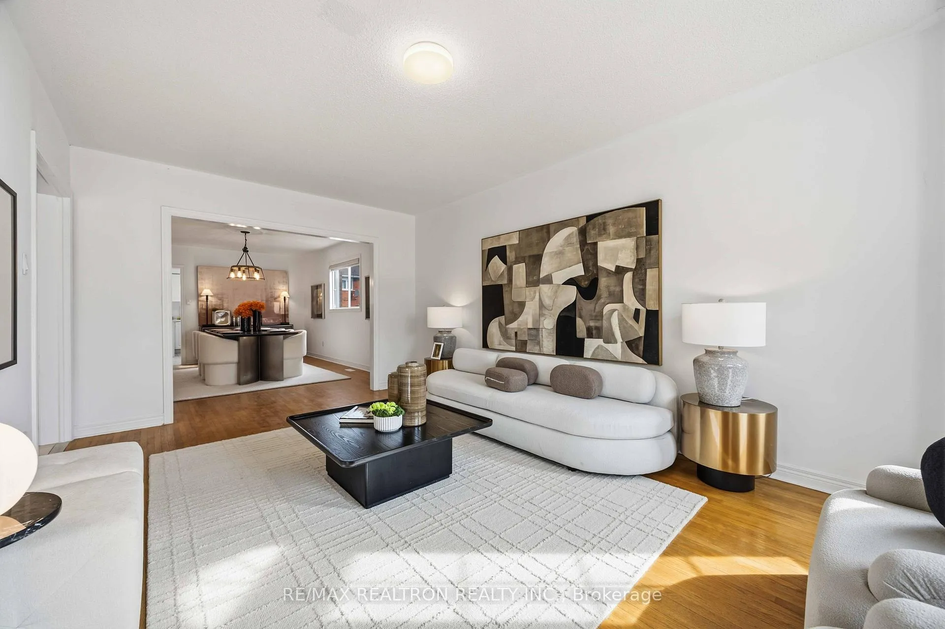 Photo 8 of 53 Boxwood Crescent, Markham, Rouge Fairways — HOMEH