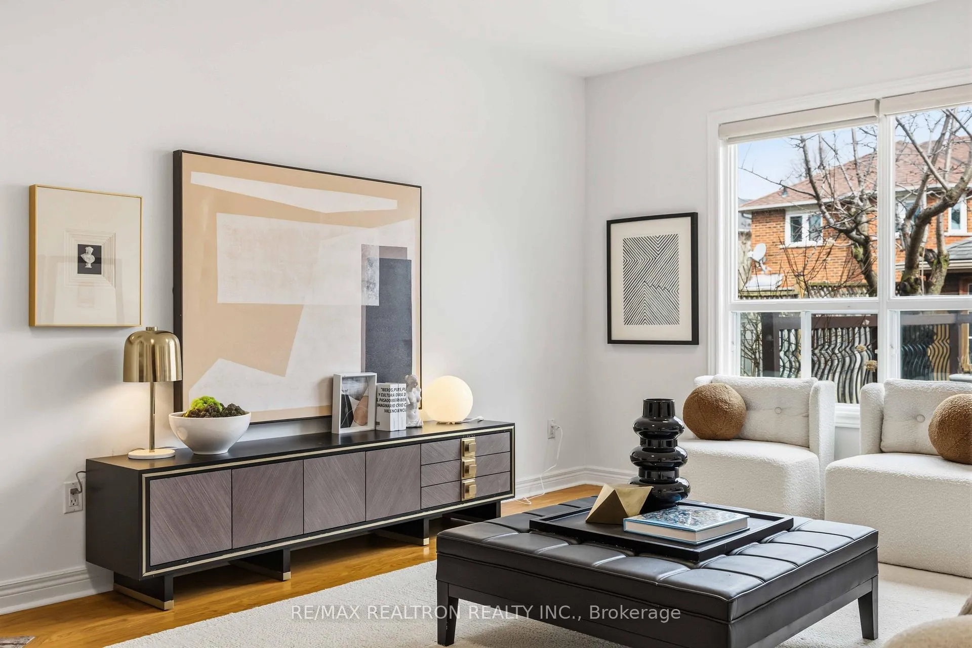 Photo 12 of 53 Boxwood Crescent, Markham, Rouge Fairways — HOMEH
