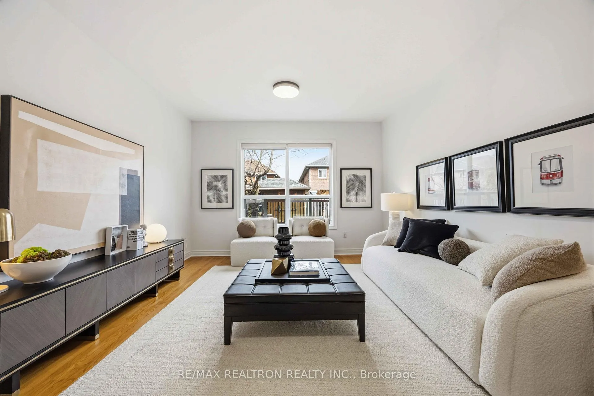 Photo 13 of 53 Boxwood Crescent, Markham, Rouge Fairways — HOMEH