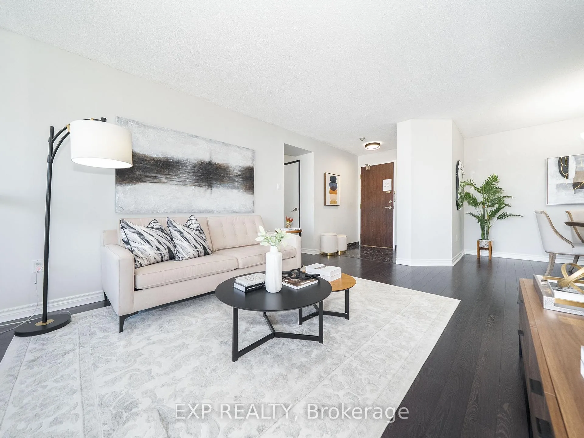 Photo 5 of Unit 1602, 7420 Bathurst Street, Vaughan, Brownridge — HOMEH