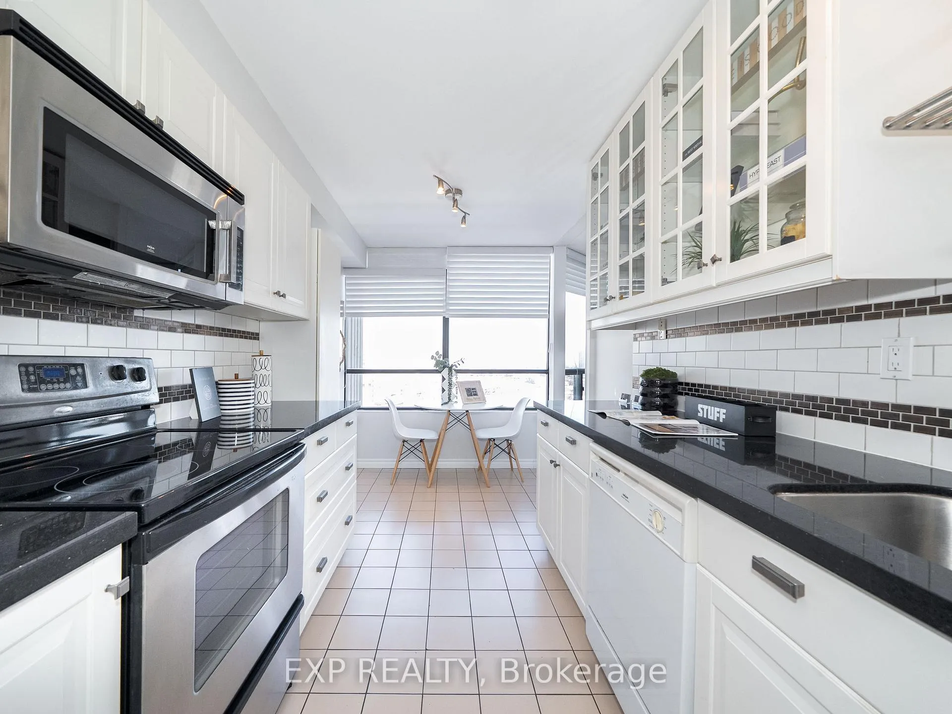 Photo 12 of Unit 1602, 7420 Bathurst Street, Vaughan, Brownridge — HOMEH