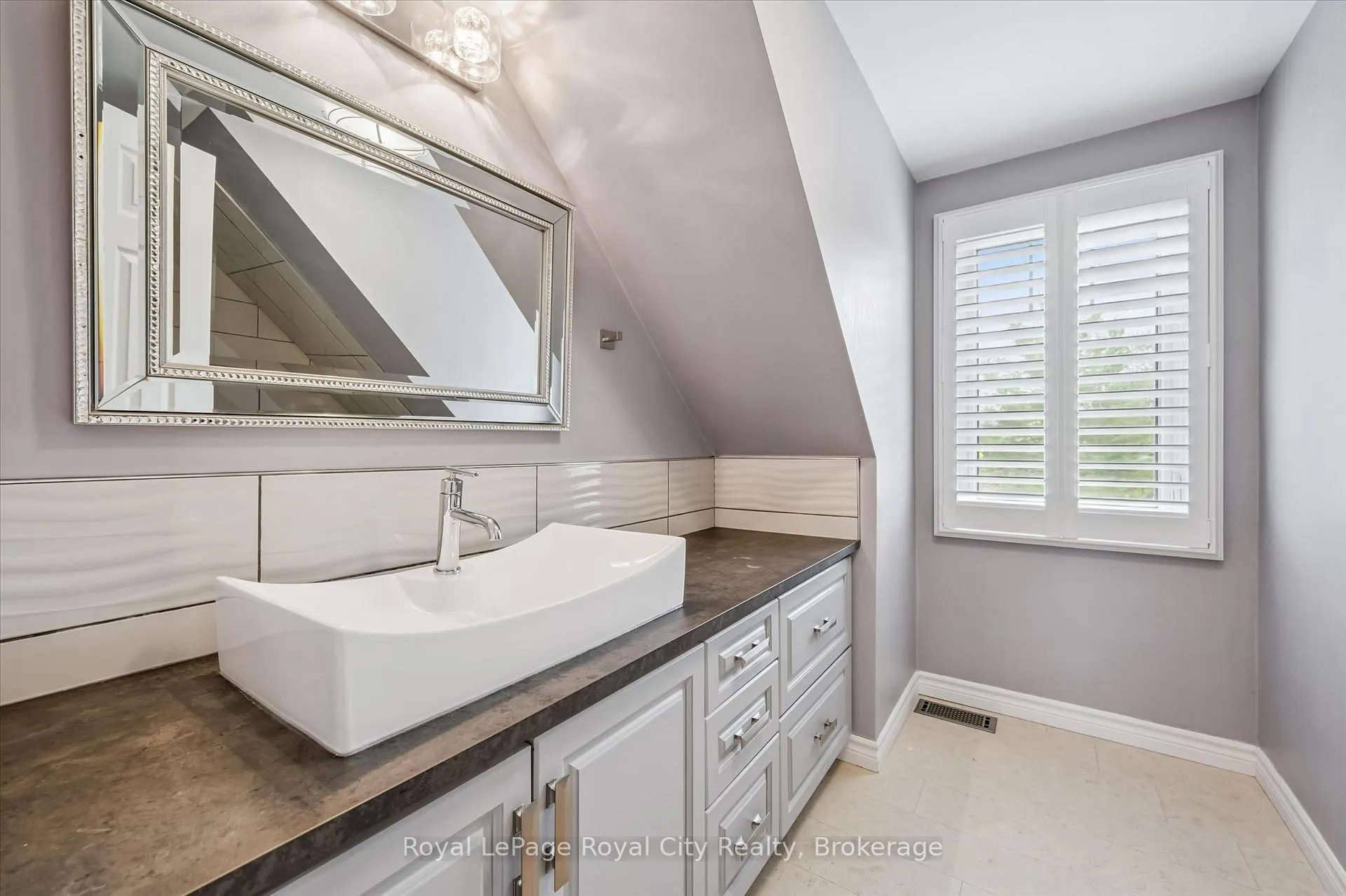 Photo 24 of 184 Harvard Road, Guelph, Kortright West — HOMEH