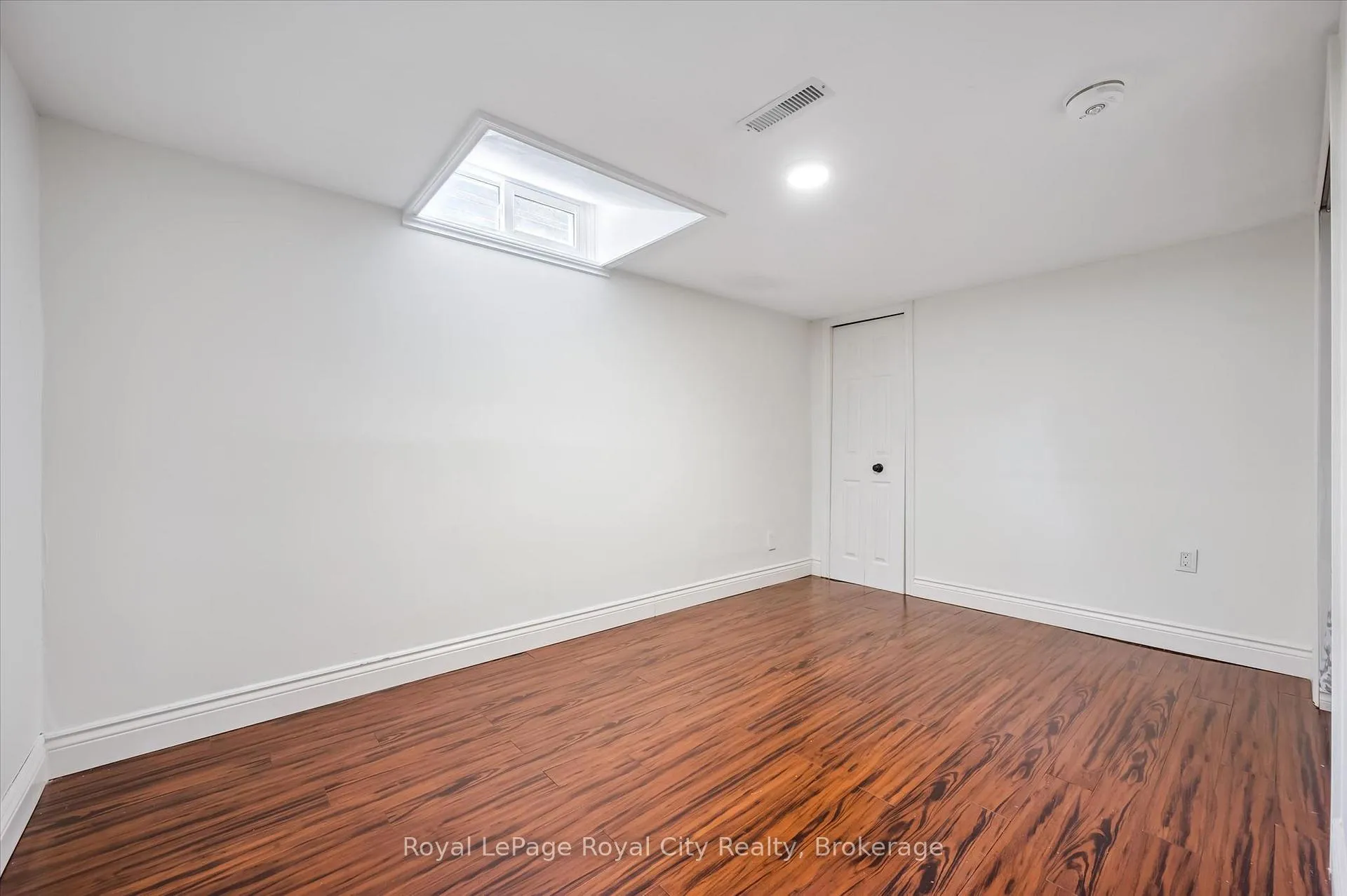 Photo 37 of 184 Harvard Road, Guelph, Kortright West — HOMEH