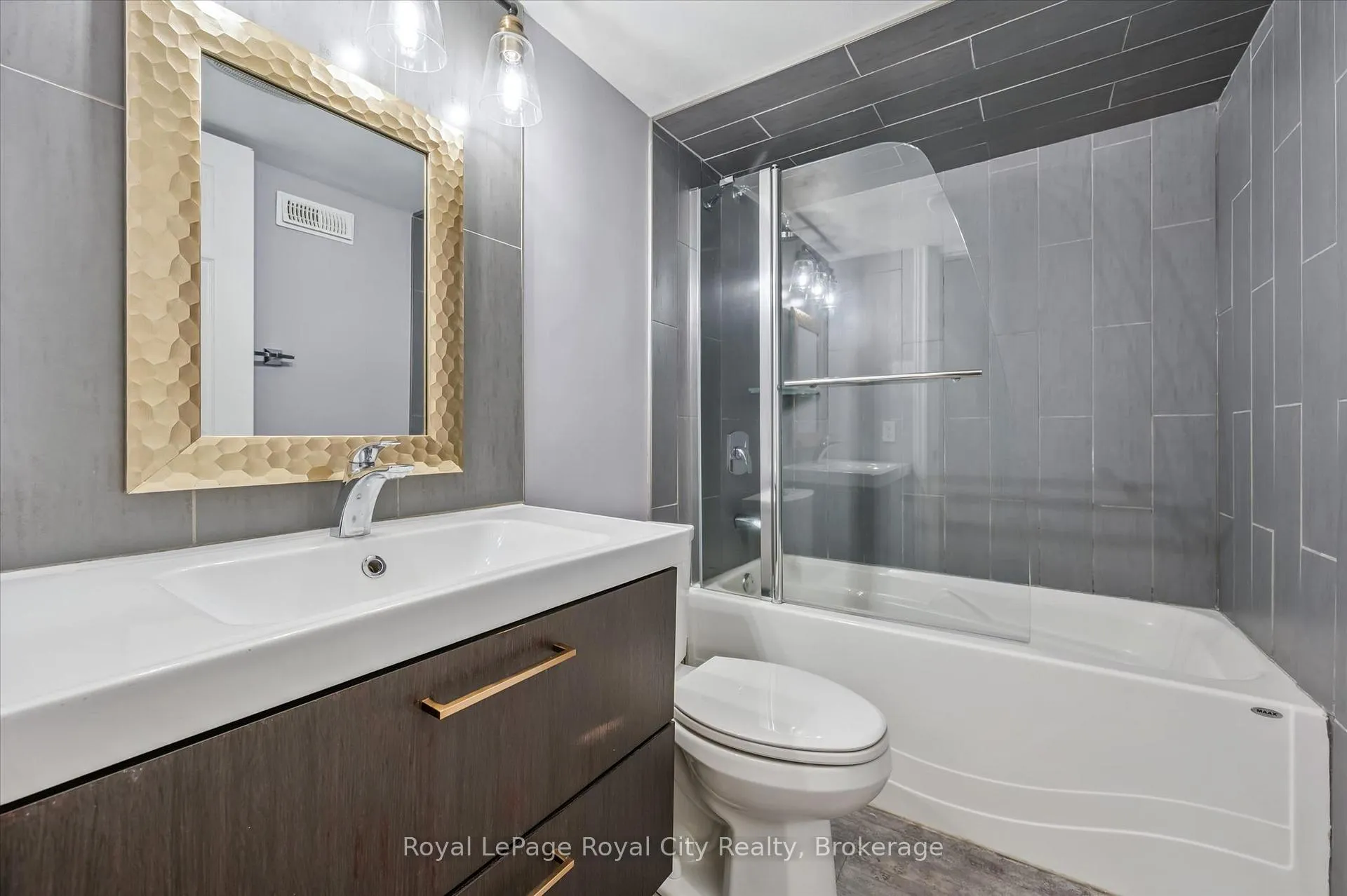 Photo 39 of 184 Harvard Road, Guelph, Kortright West — HOMEH