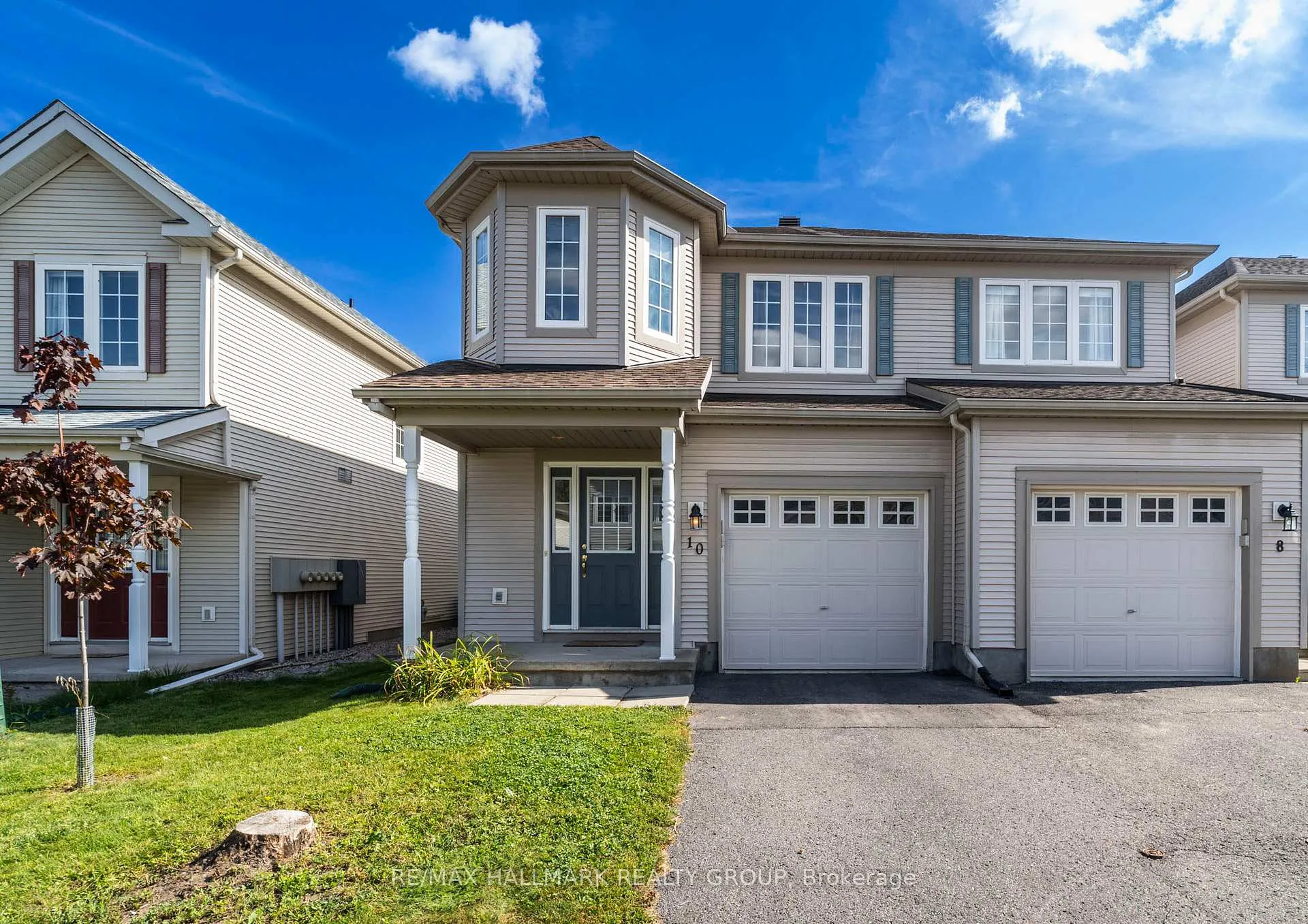 Photo 1 of 10 Fieldberry Private, Ottawa, Barrhaven - Stonebridge — HOMEH