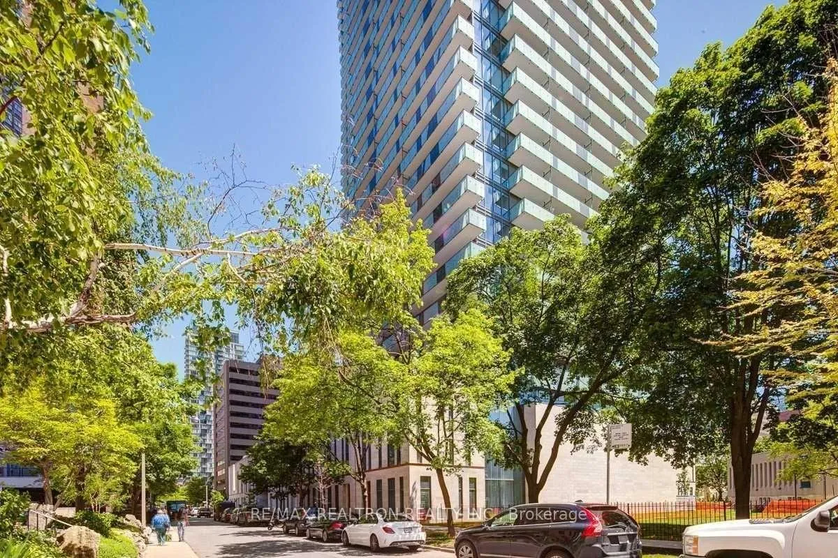 Photo 2 of Unit 2310, 1080 Bay Street, Toronto, Bay Street Corridor — HOMEH