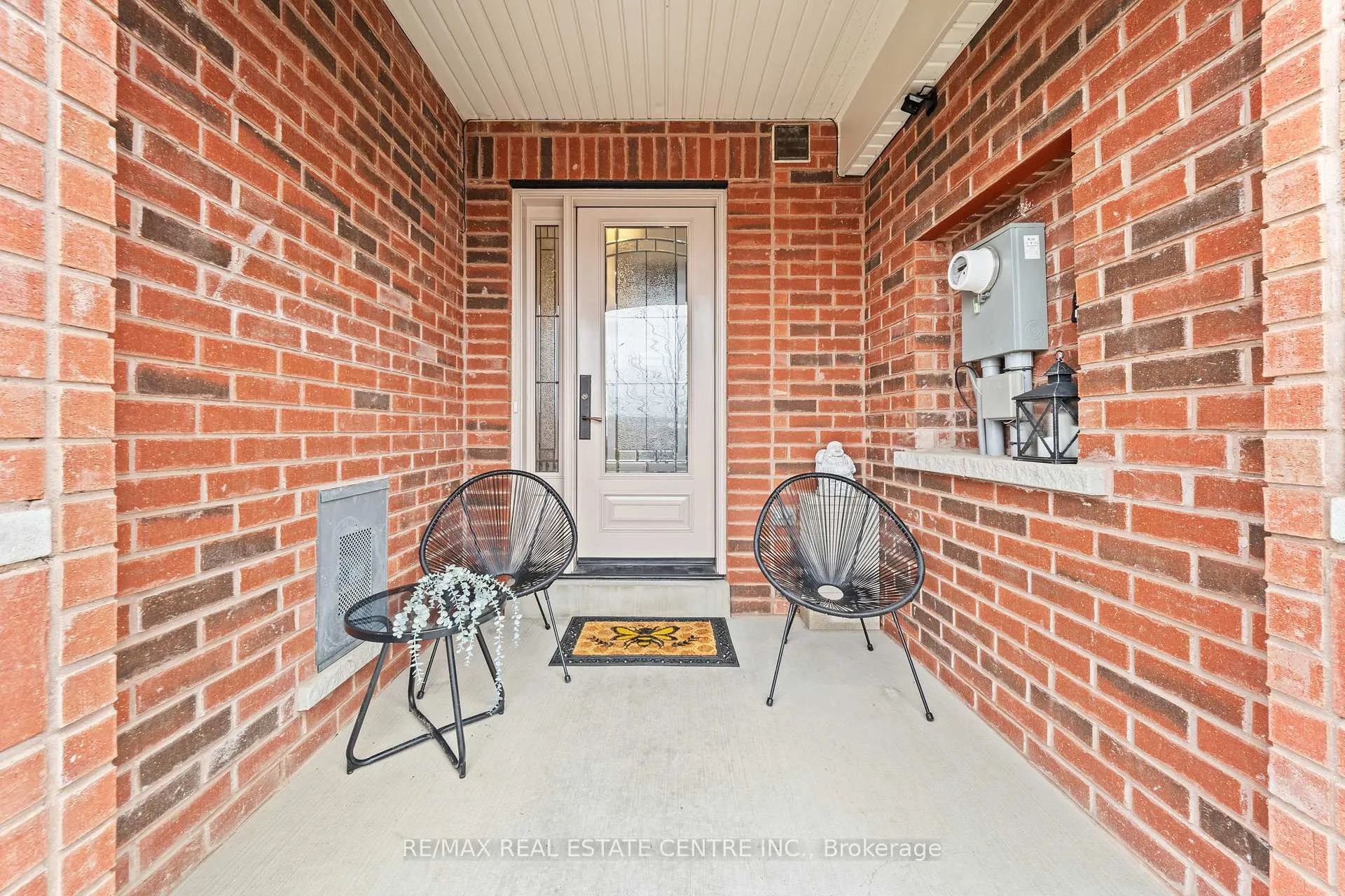 Photo 4 of 62 Sussexvale Drive, Brampton, Sandringham-Wellington — HOMEH