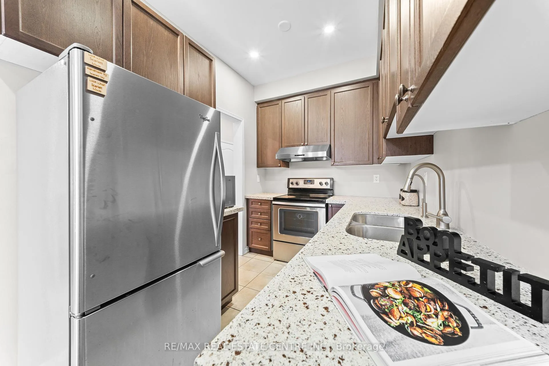 Photo 20 of 62 Sussexvale Drive, Brampton, Sandringham-Wellington — HOMEH