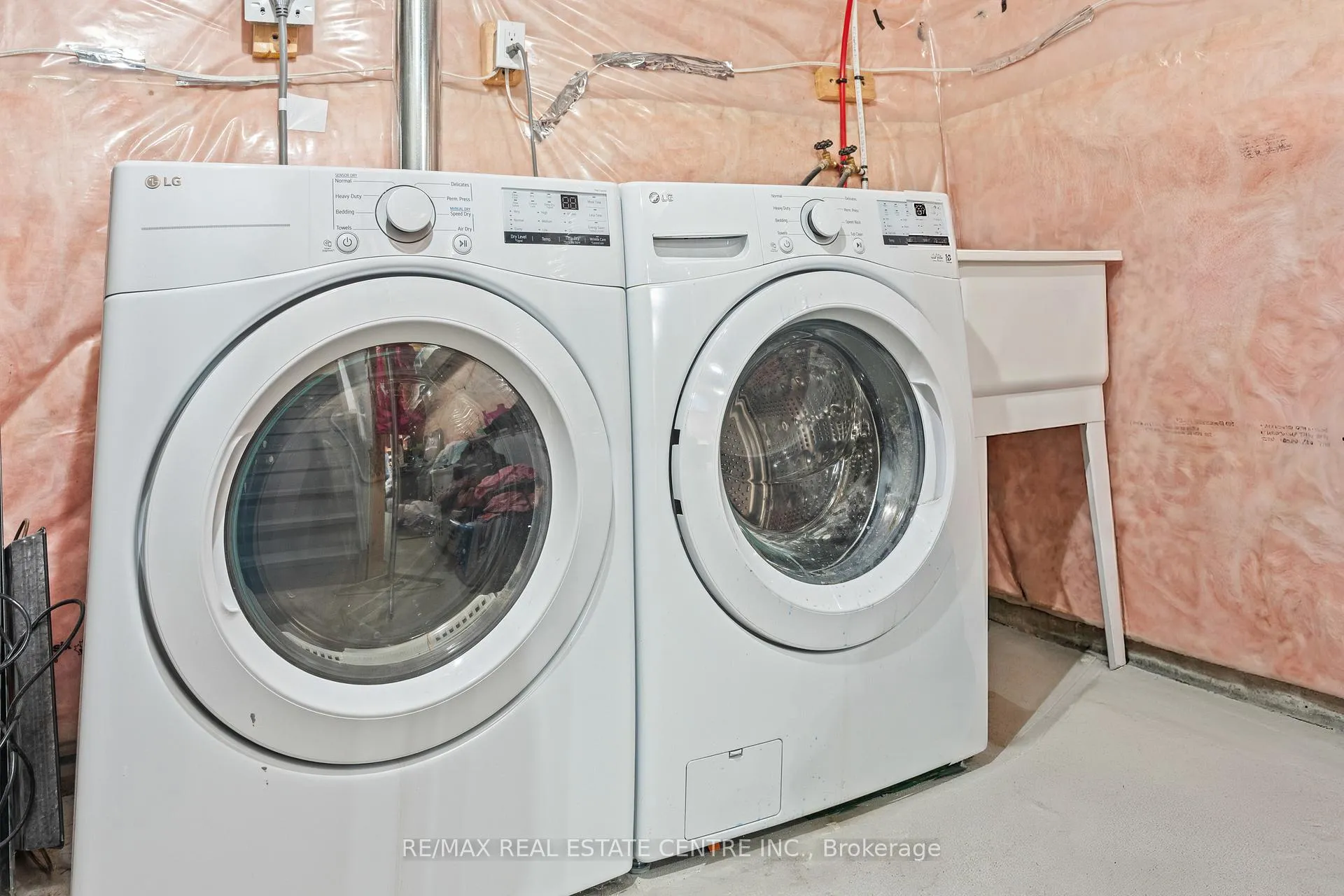 Photo 41 of 62 Sussexvale Drive, Brampton, Sandringham-Wellington — HOMEH
