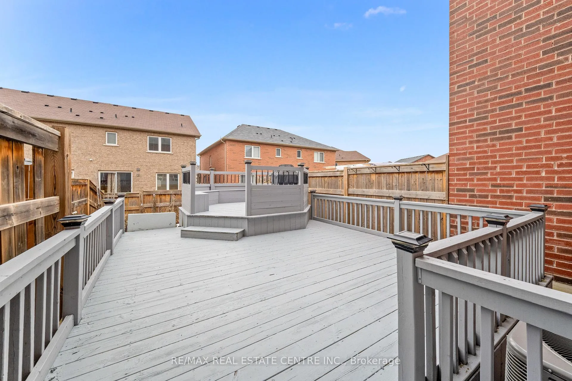 Photo 43 of 62 Sussexvale Drive, Brampton, Sandringham-Wellington — HOMEH