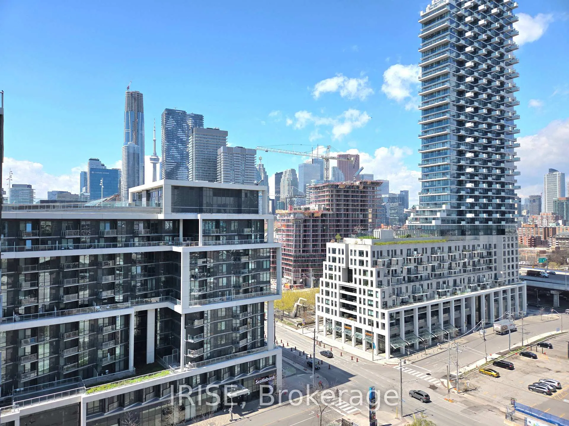 Photo 7 of Unit SPH24, 1 Edgewater Drive, Toronto, Waterfront Communities — HOMEH