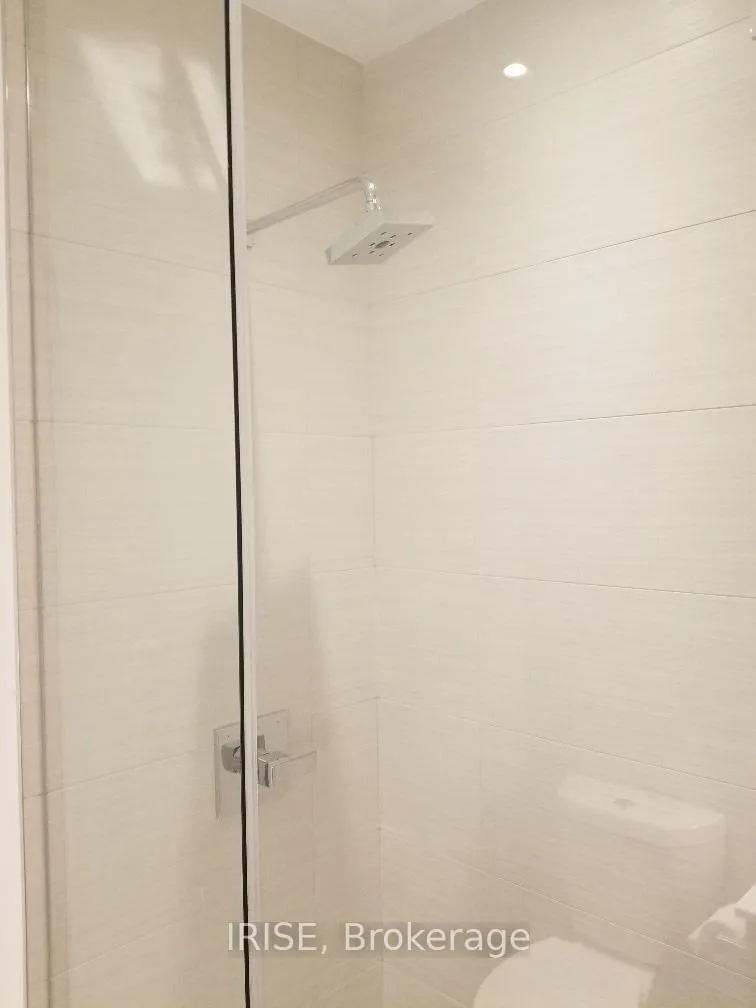 Photo 10 of Unit SPH24, 1 Edgewater Drive, Toronto, Waterfront Communities — HOMEH
