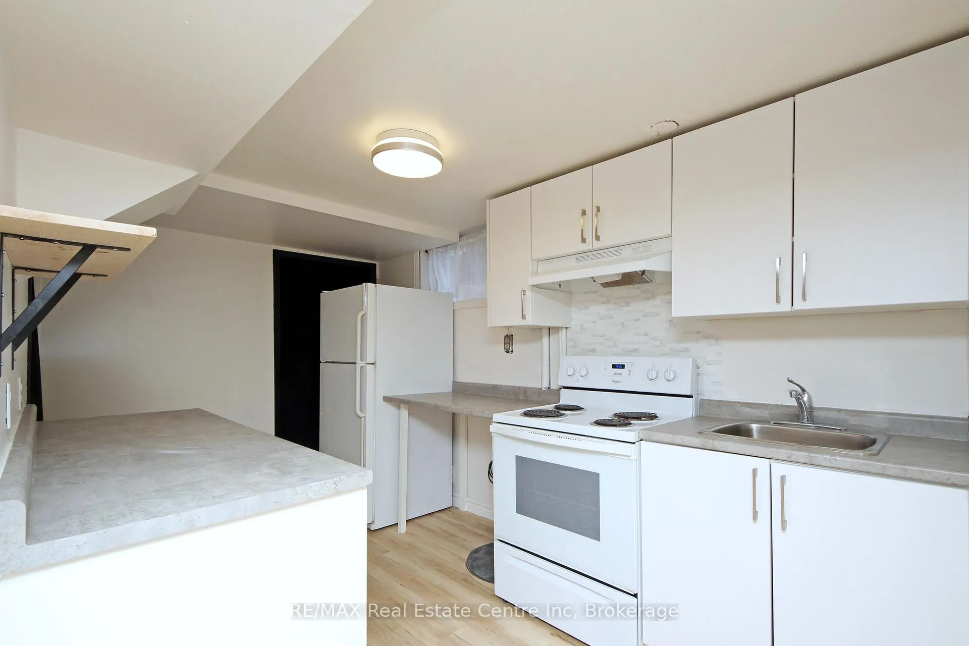 Photo 6 of Unit Basement Apt., 46 Talbot Street, Guelph, Dovercliffe Park/Old University — HOMEH