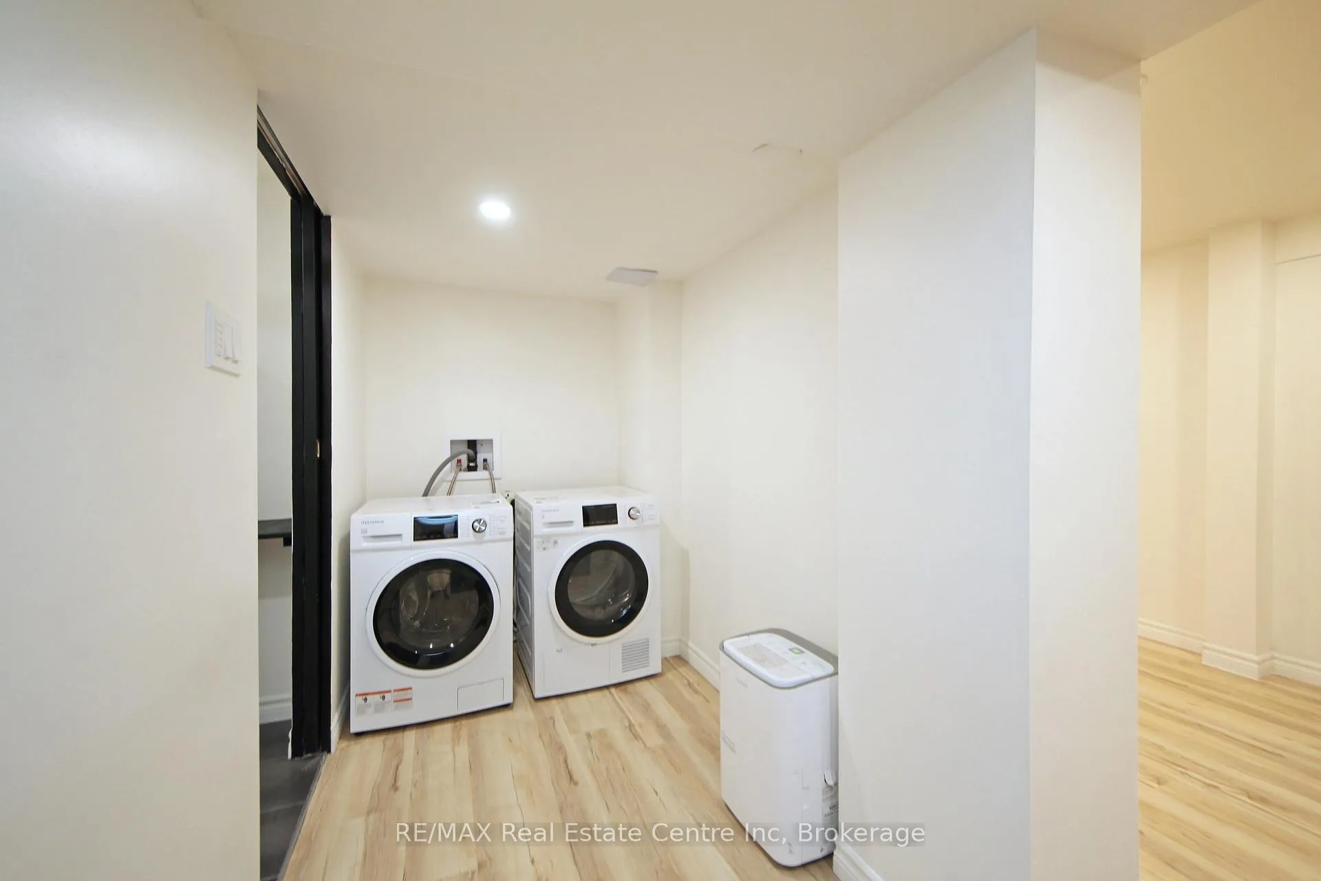 Photo 14 of Unit Basement Apt., 46 Talbot Street, Guelph, Dovercliffe Park/Old University — HOMEH