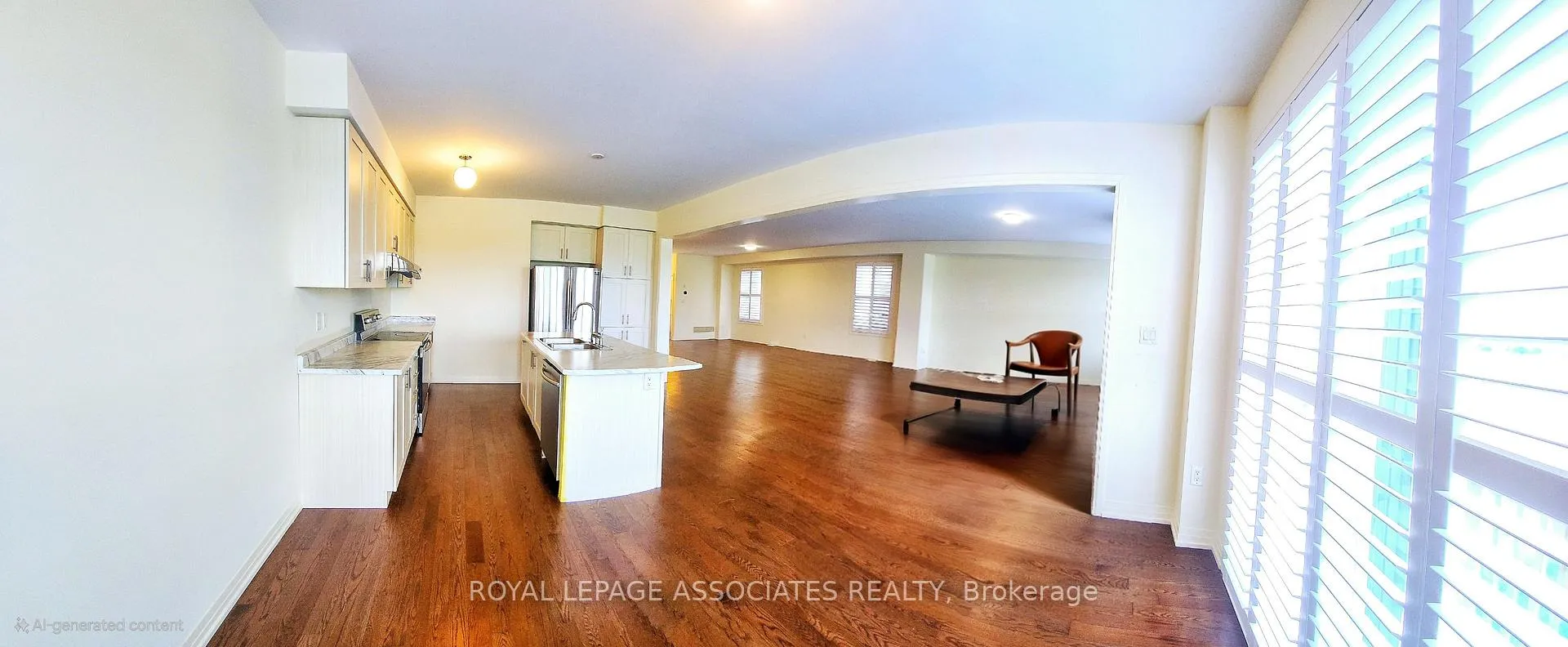 Photo 3 of 155 Yacht Drive, Clarington, Bowmanville — HOMEH