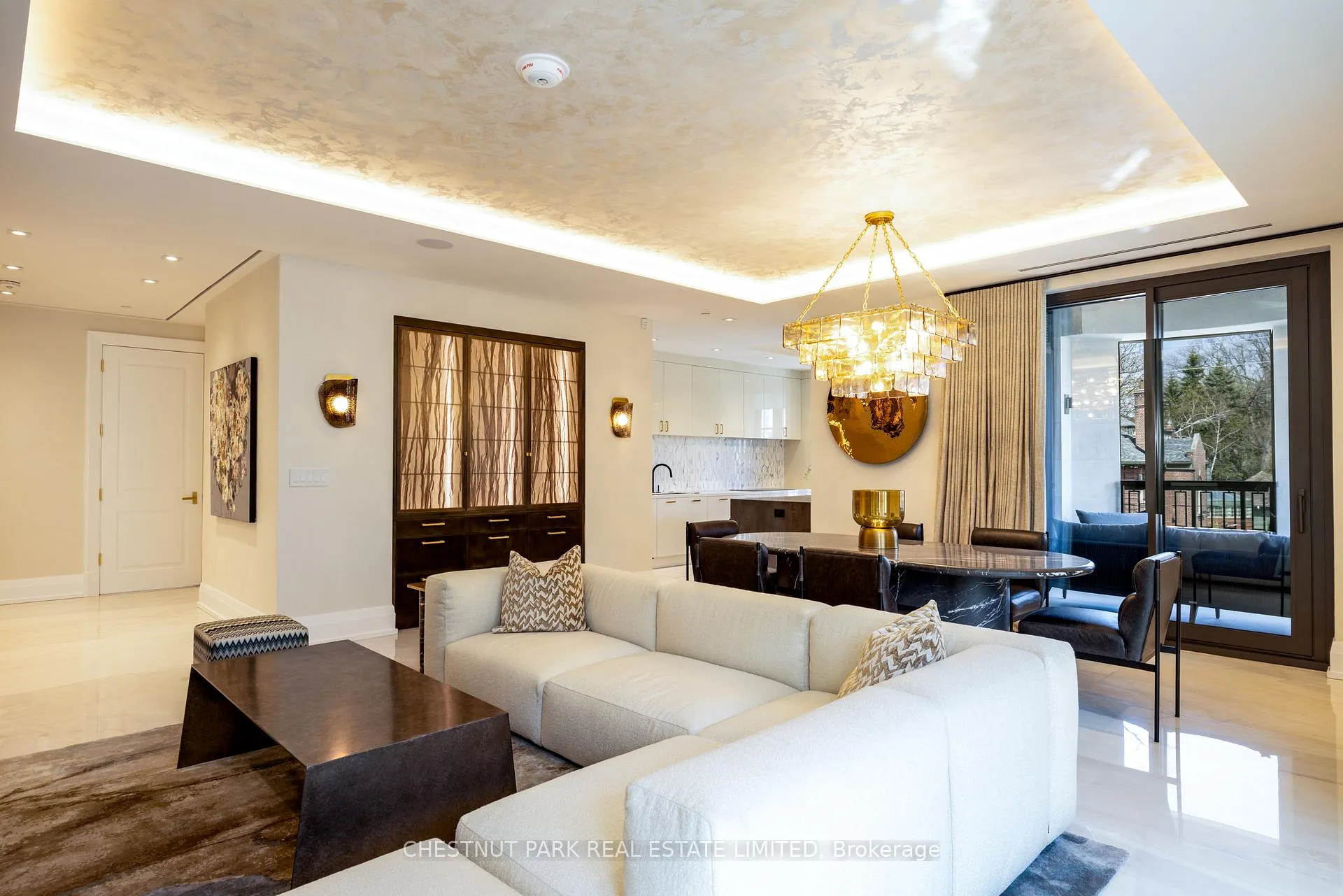 Photo 8 of Unit 302, 77 Clarendon Avenue, Toronto, Casa Loma — HOMEH