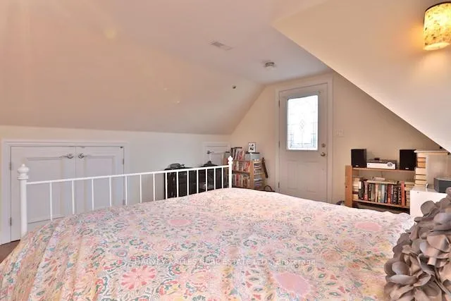 Photo 12 of Unit 3, 202 Lippincot Street, Toronto, University — HOMEH